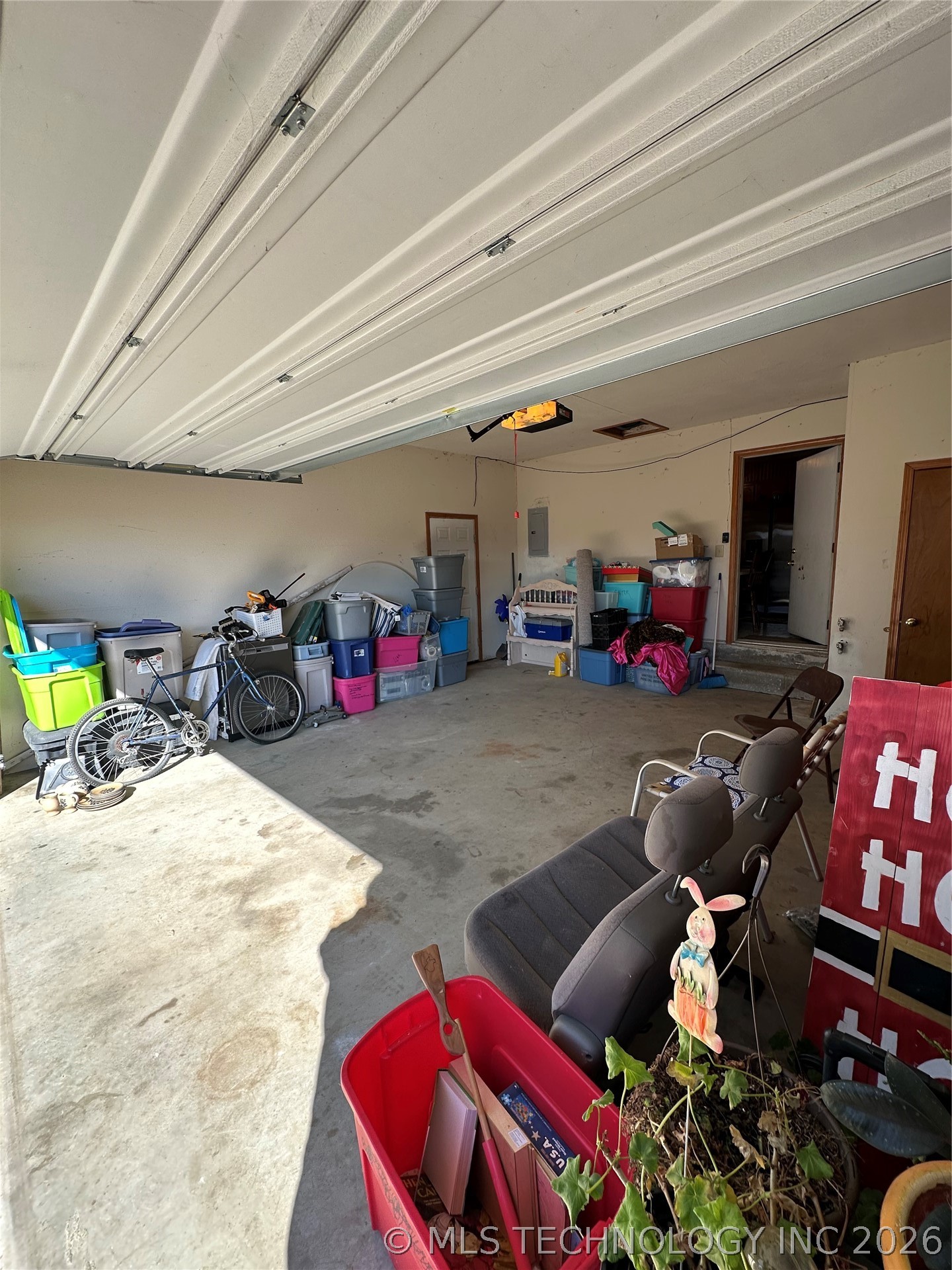 1135 Cravens Property Photo 17