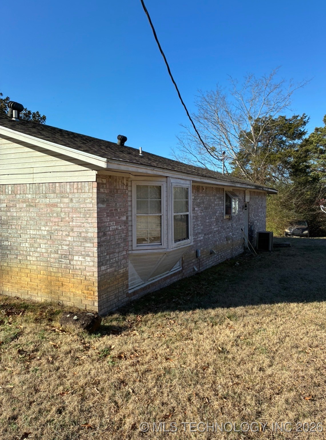 1135 Cravens Property Photo 19