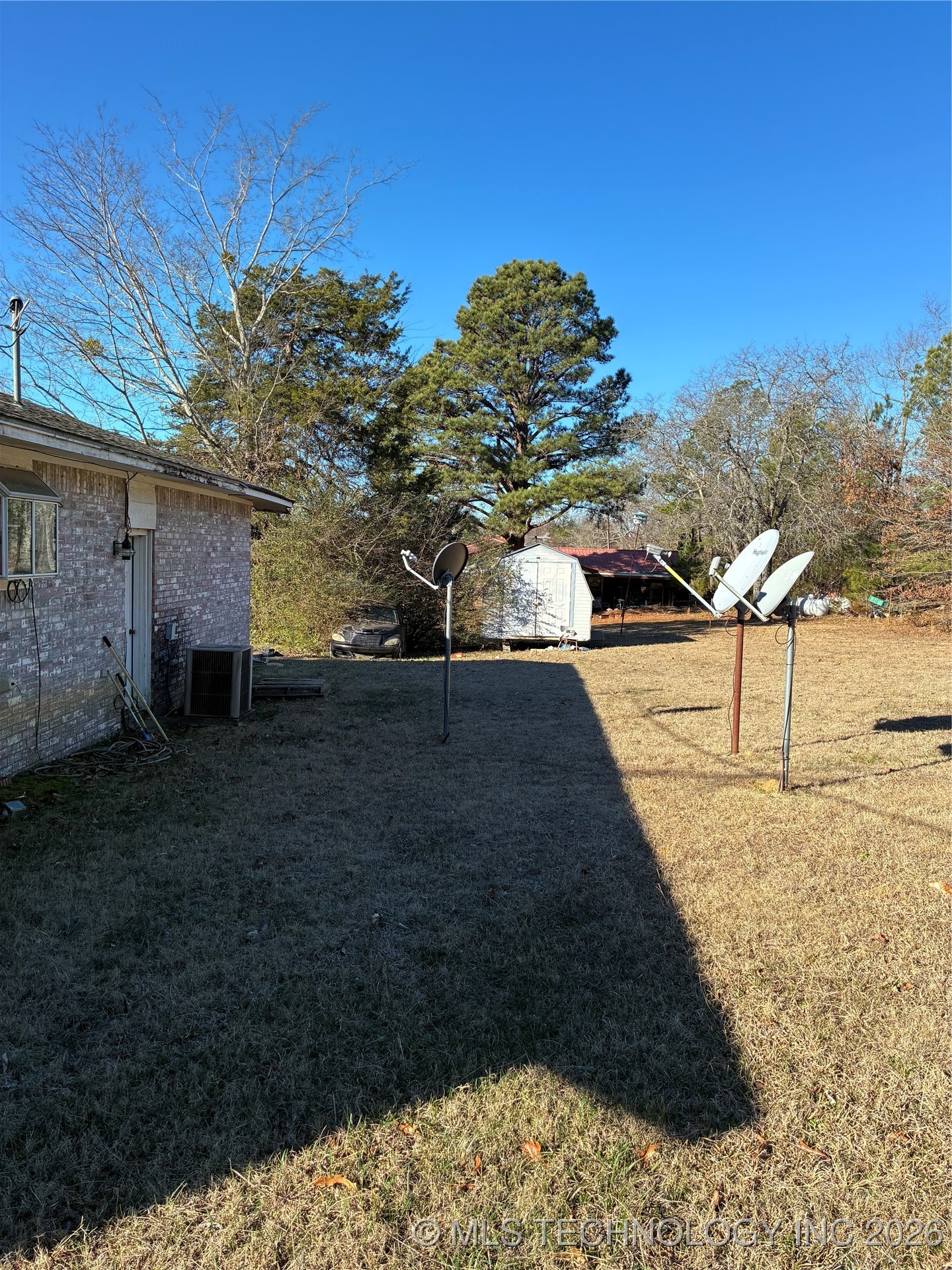 1135 Cravens Property Photo 20