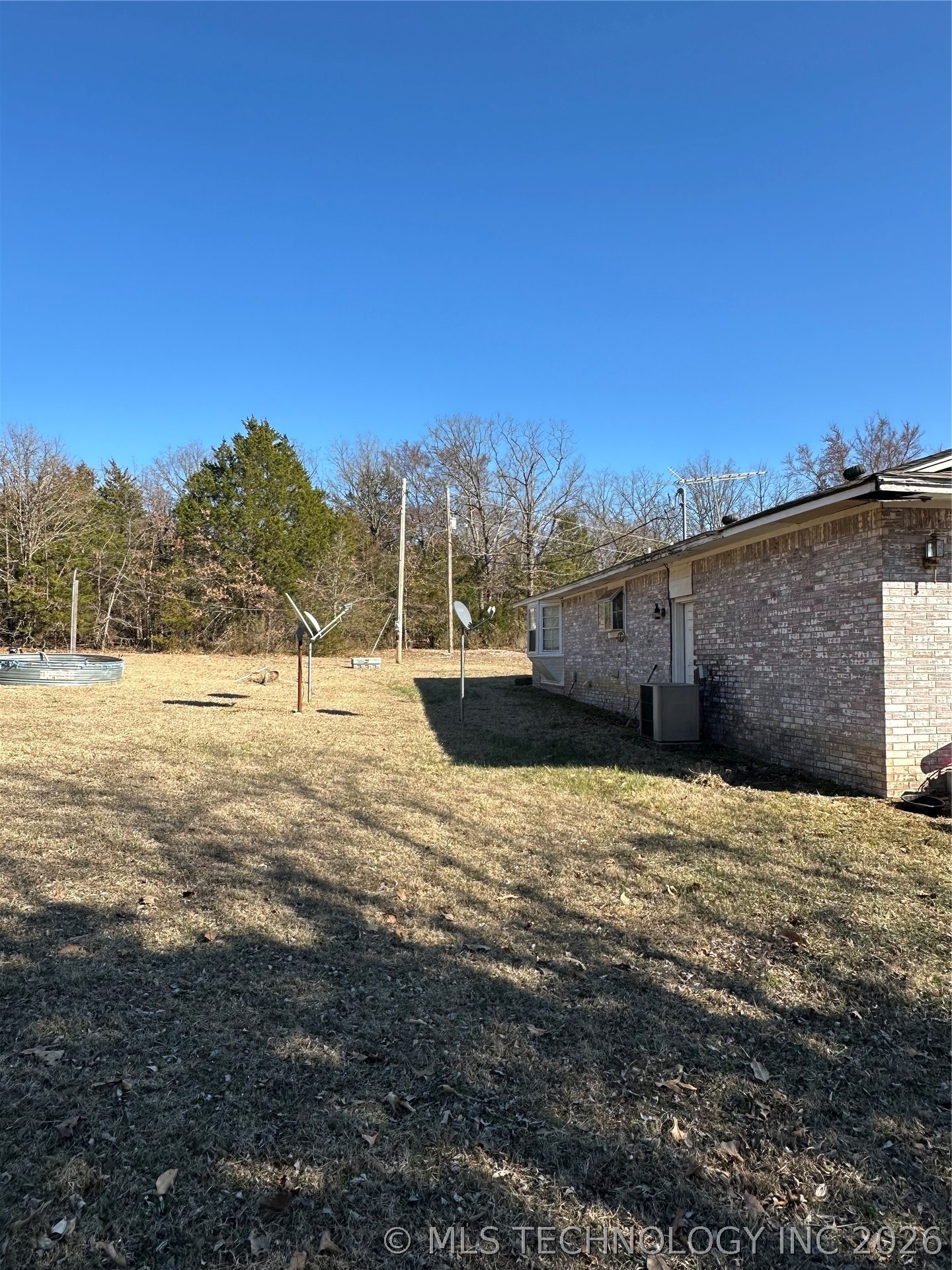 1135 Cravens Property Photo 21