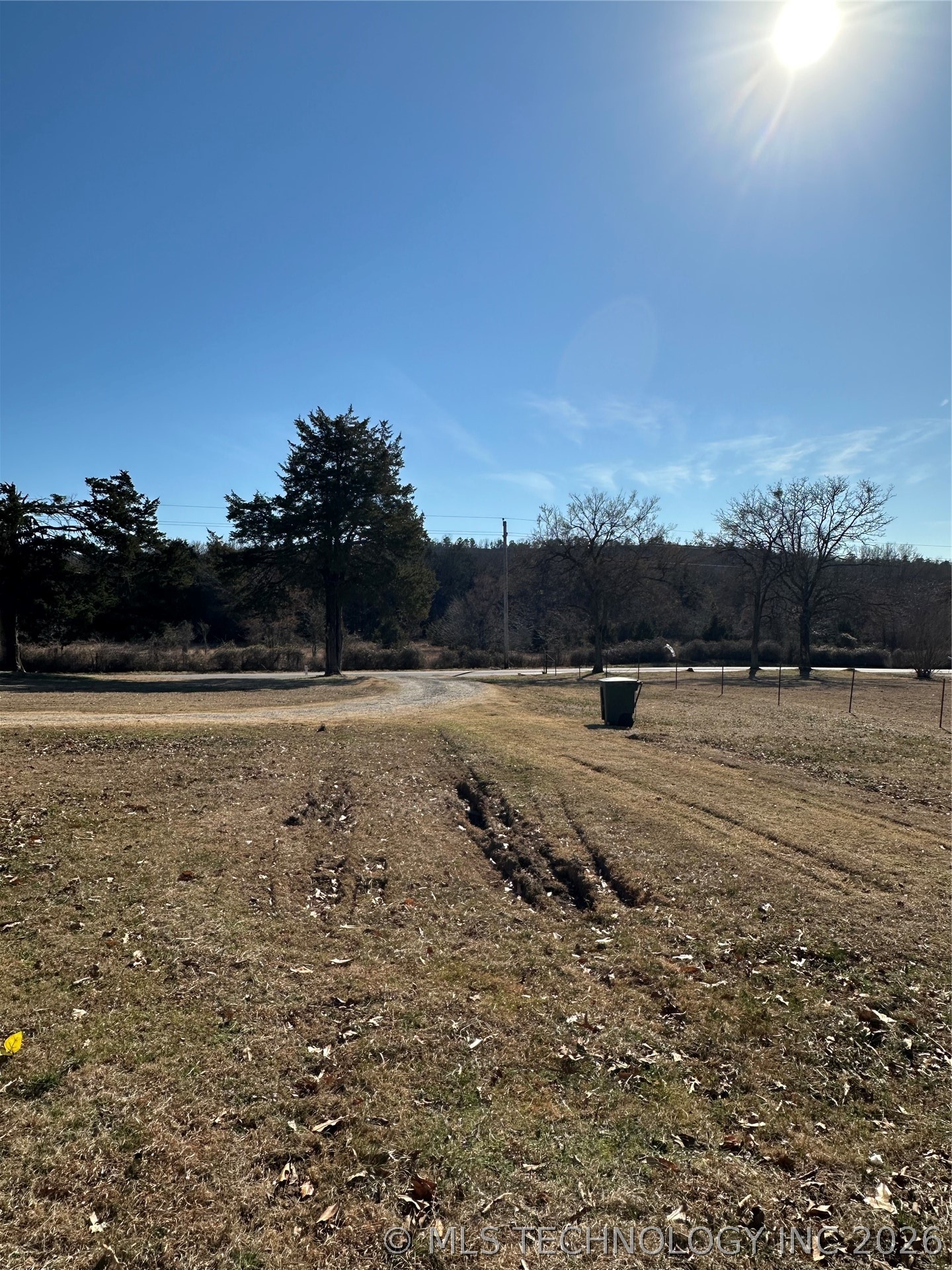 1135 Cravens Property Photo 26