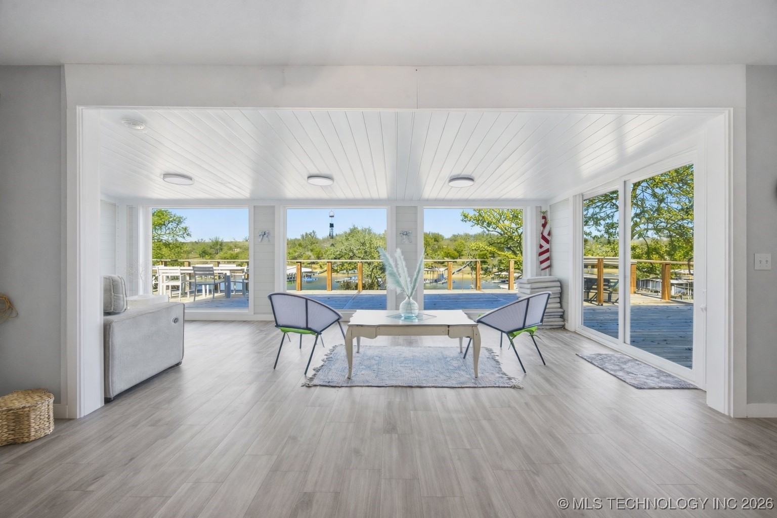 429833 E 1156 Road Property Photo 6