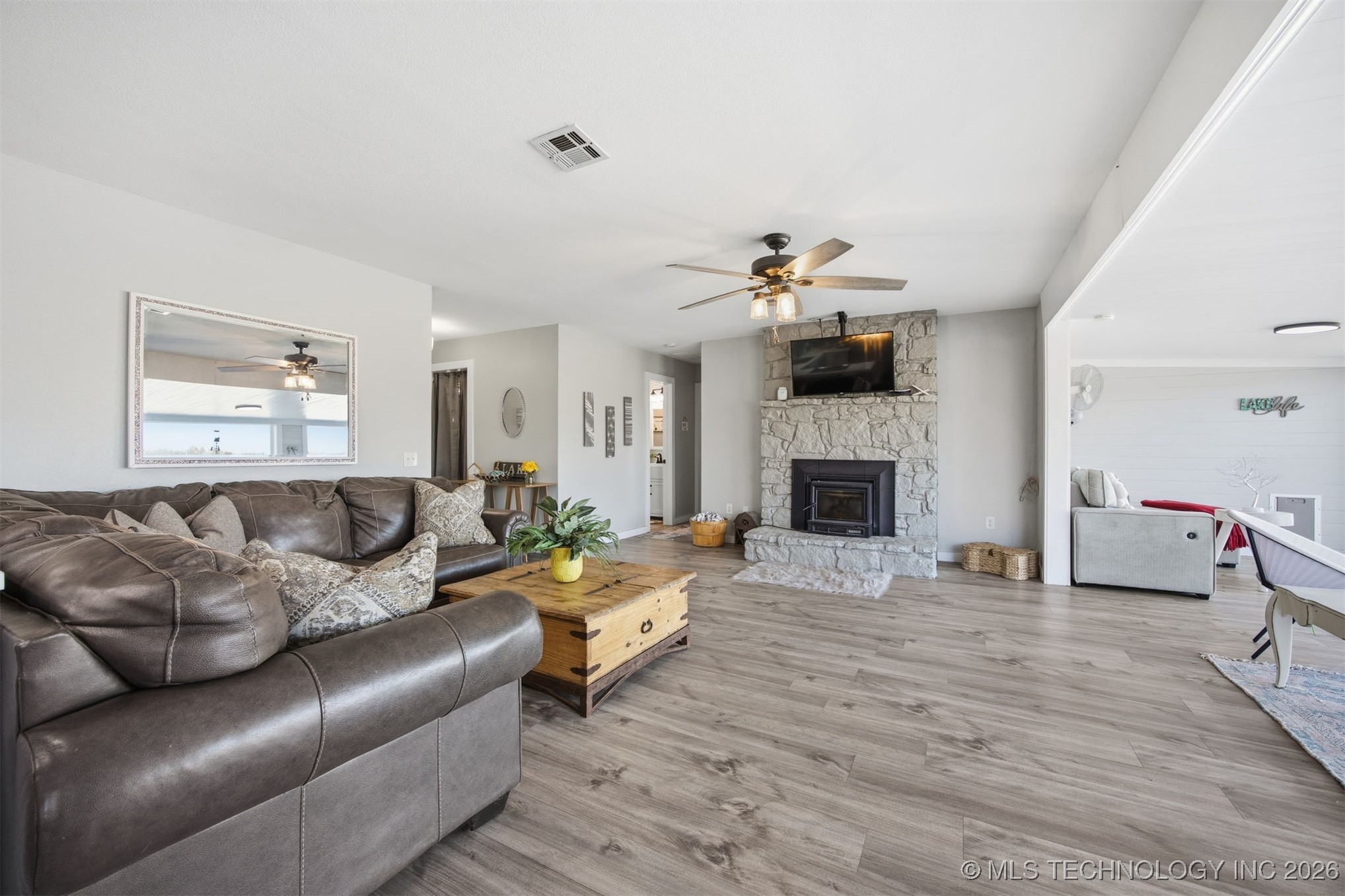 429833 E 1156 Road Property Photo 12