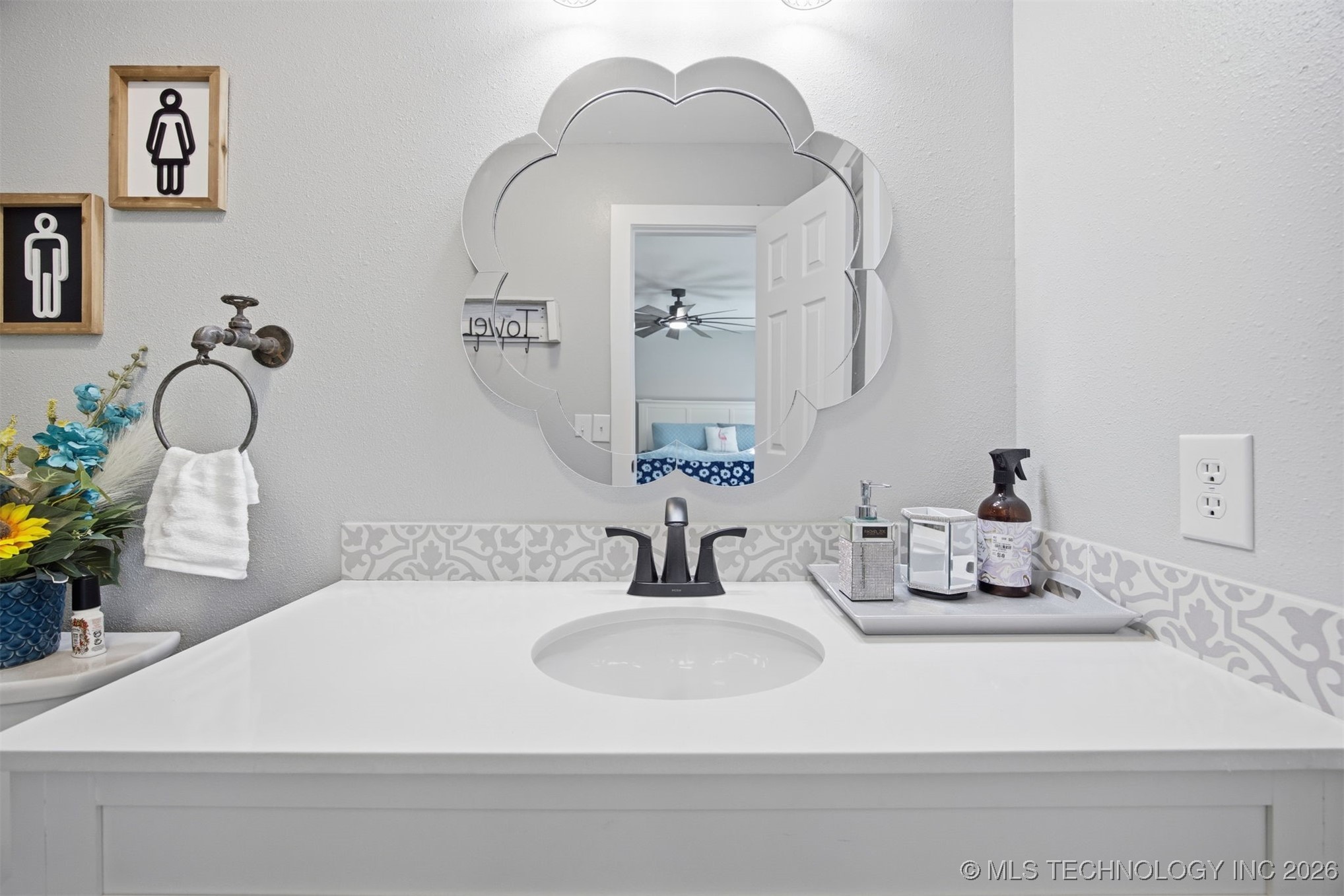 429833 E 1156 Road Property Photo 19