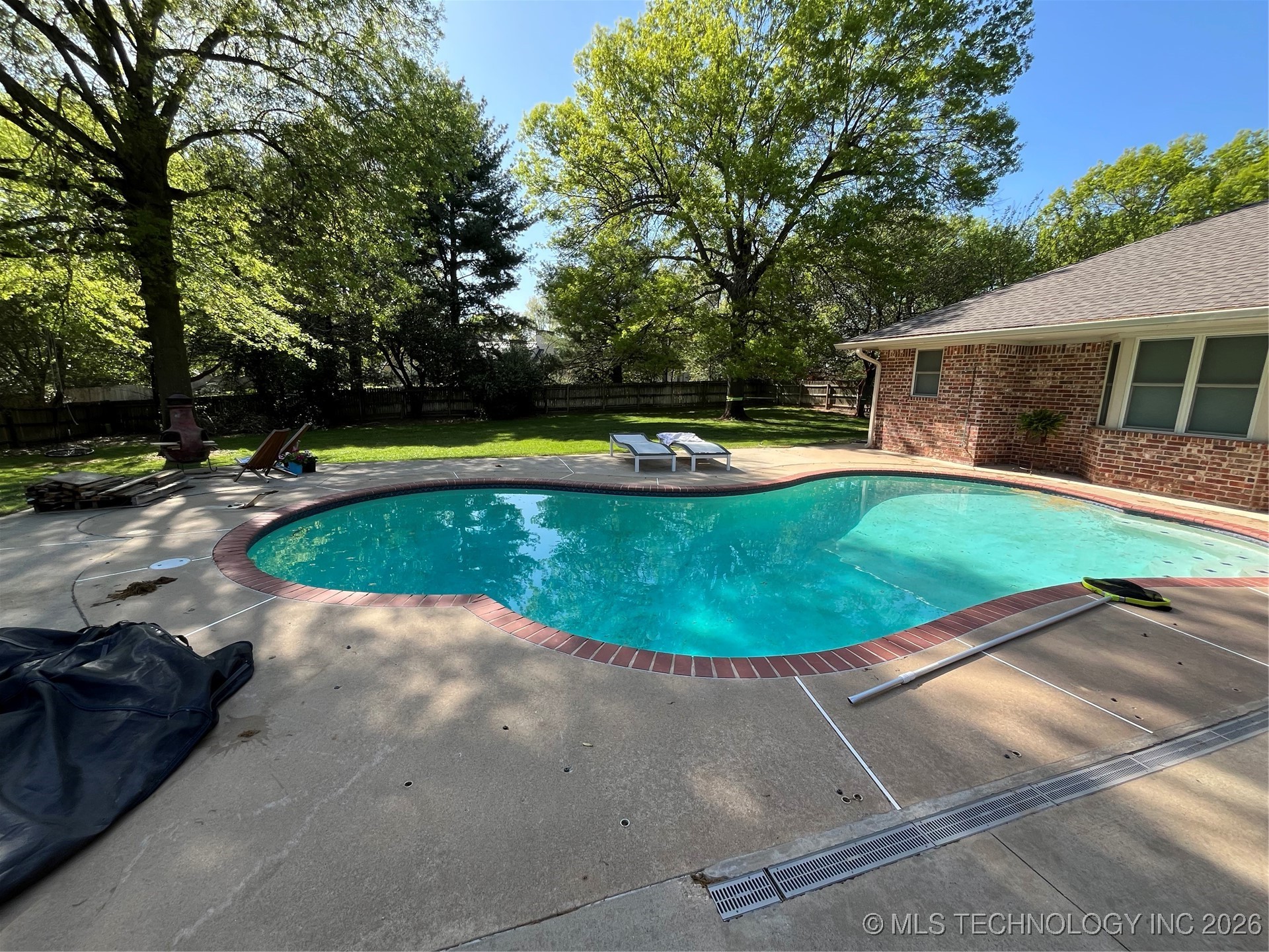 11220 S Erie Avenue Property Photo 42