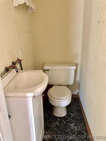 1301 E Ash Street Property Photo 6