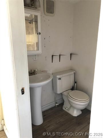 1301 E Ash Street Property Photo 18