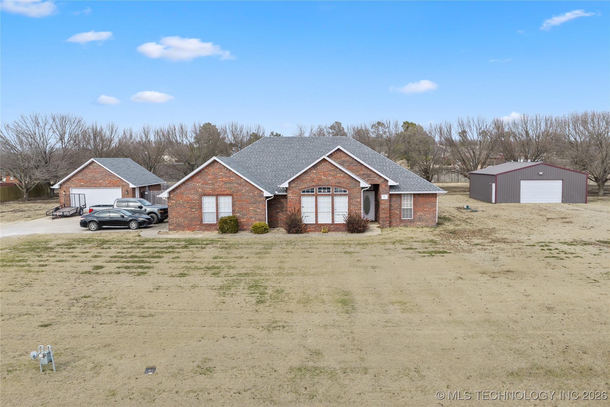 84 Glenway Property Photo 6