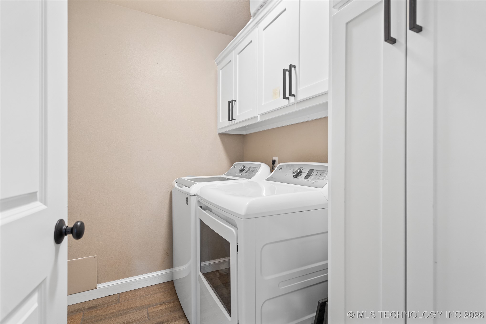 84 Glenway Property Photo 39