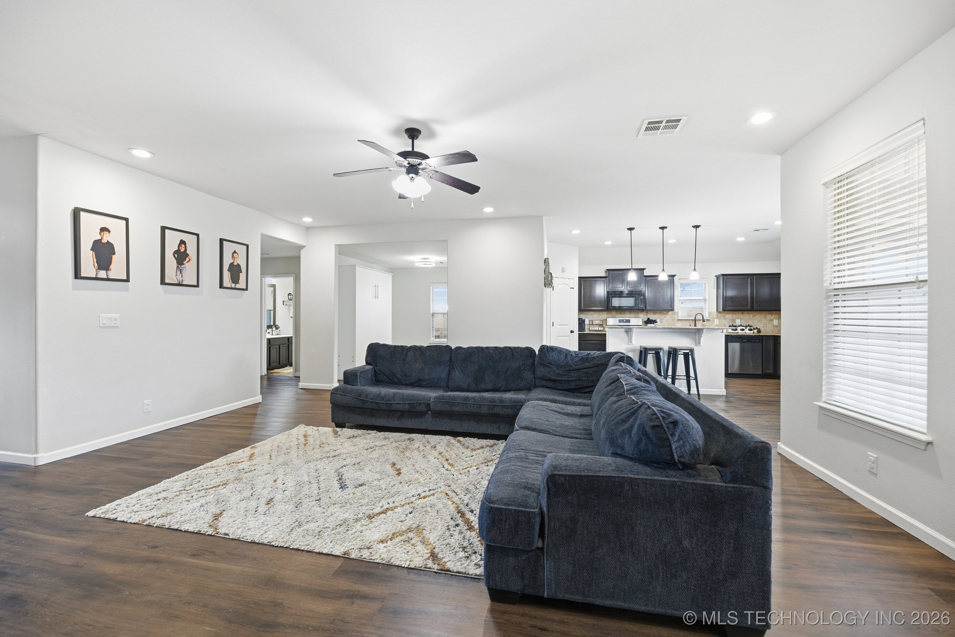 20601 E 32nd Street S Property Photo 5