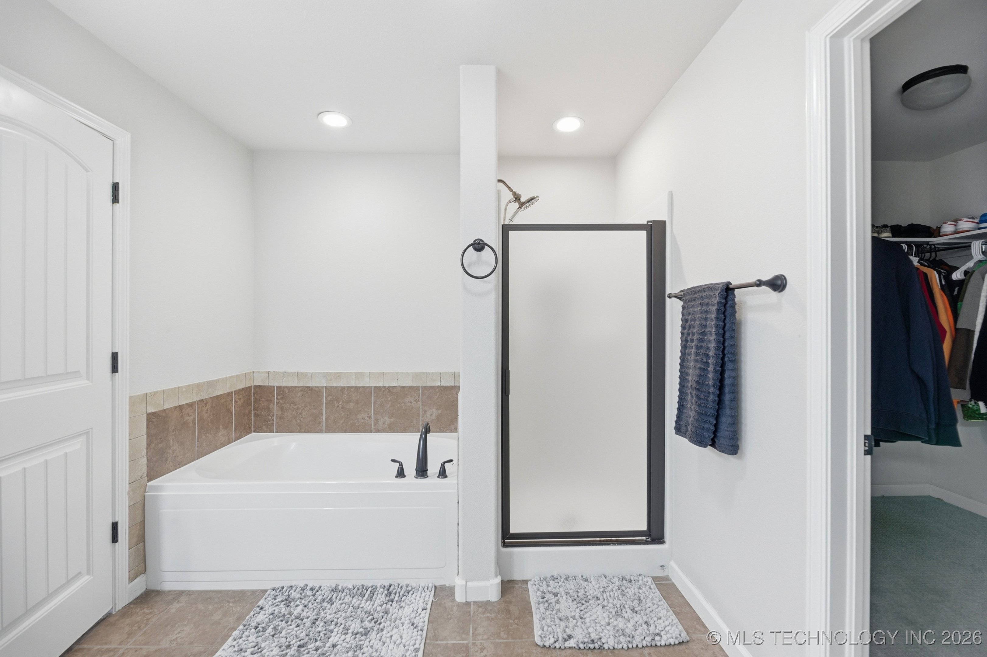 20601 E 32nd Street S Property Photo 23