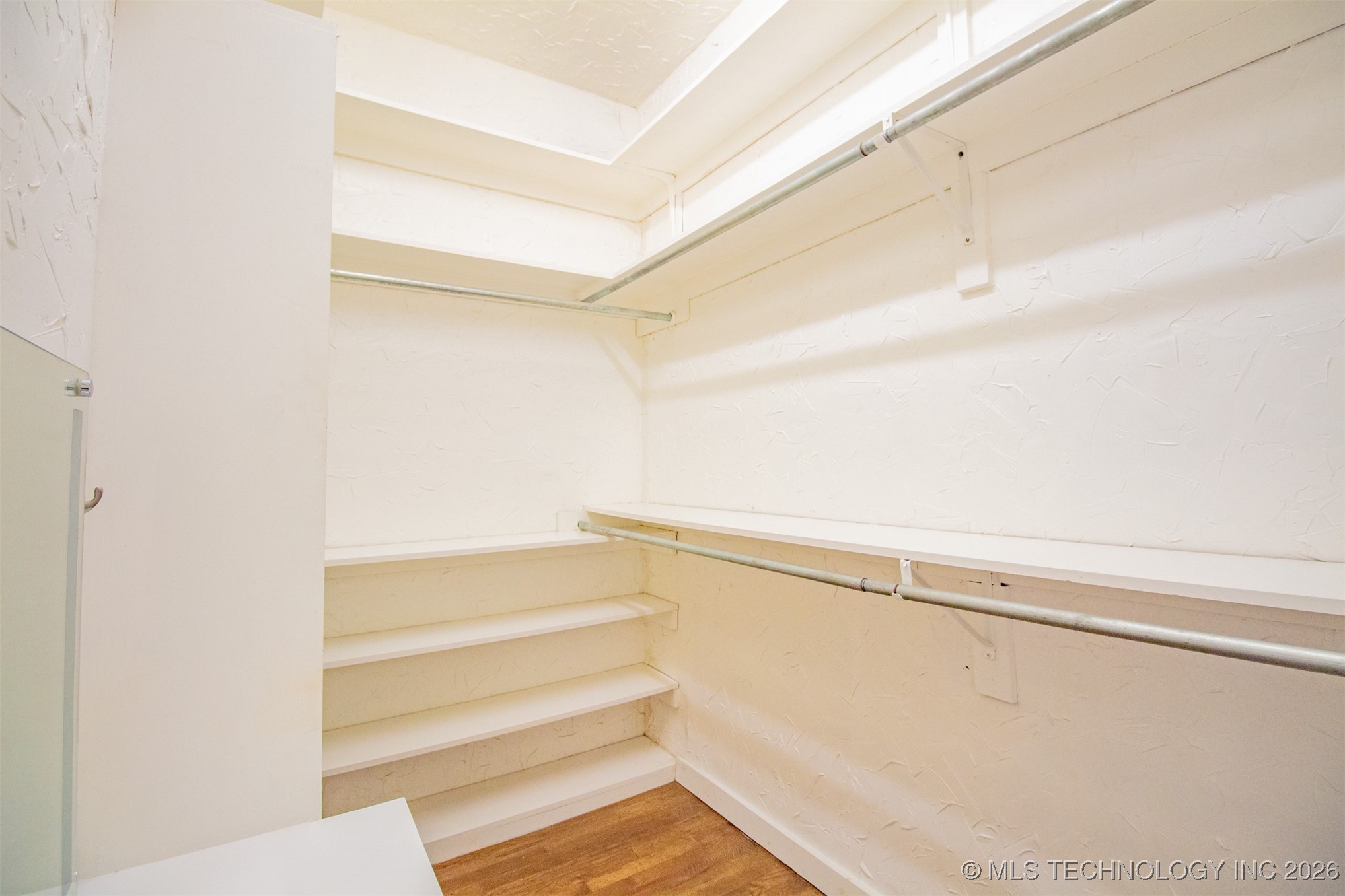 1702 Maple Property Photo 9