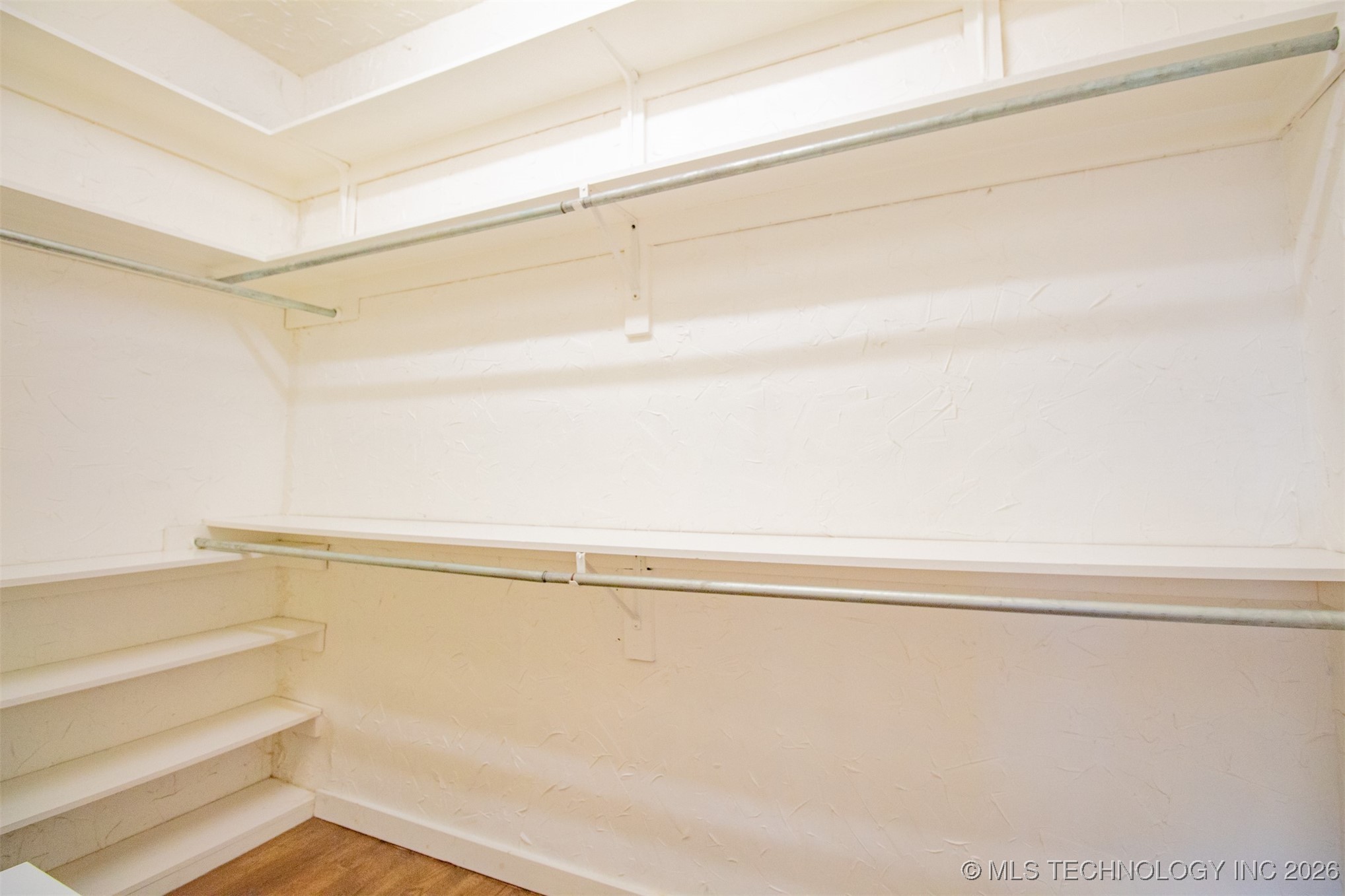 1702 Maple Property Photo 10