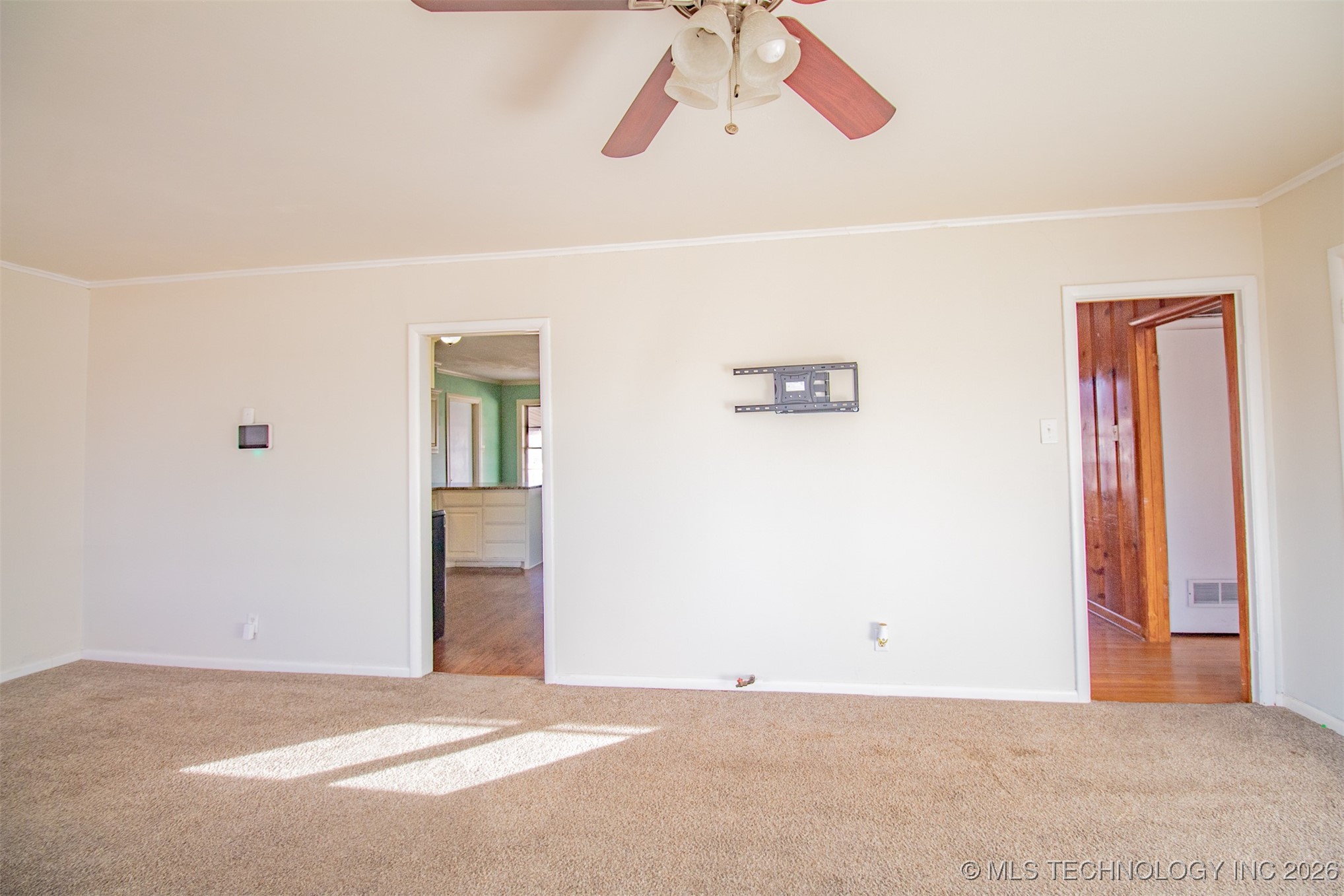 1702 Maple Property Photo 14