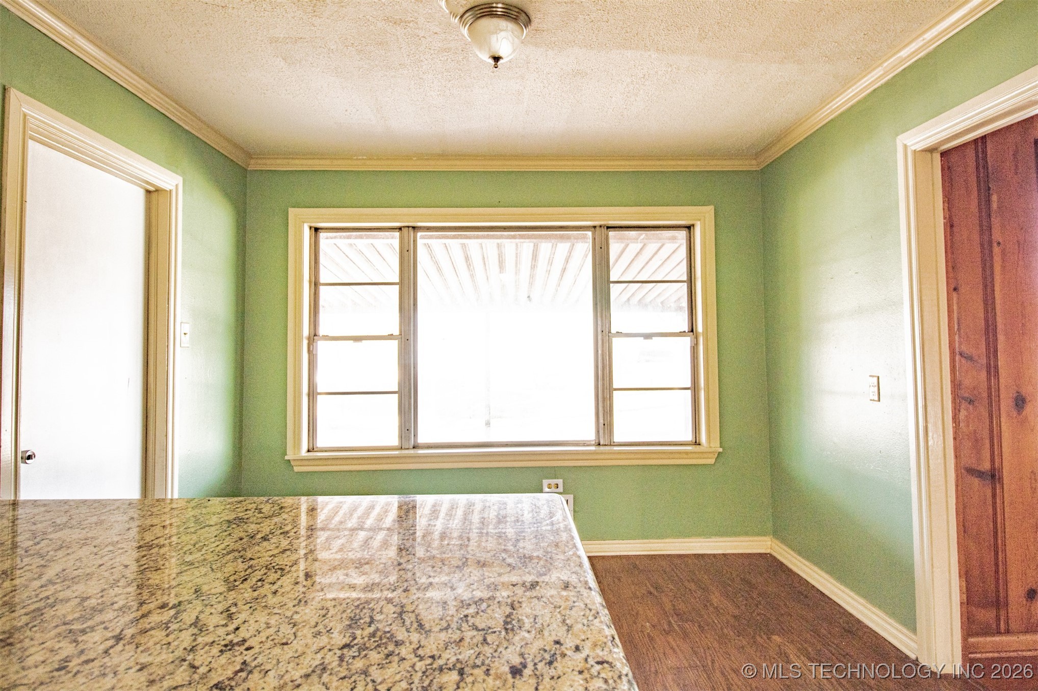 1702 Maple Property Photo 20