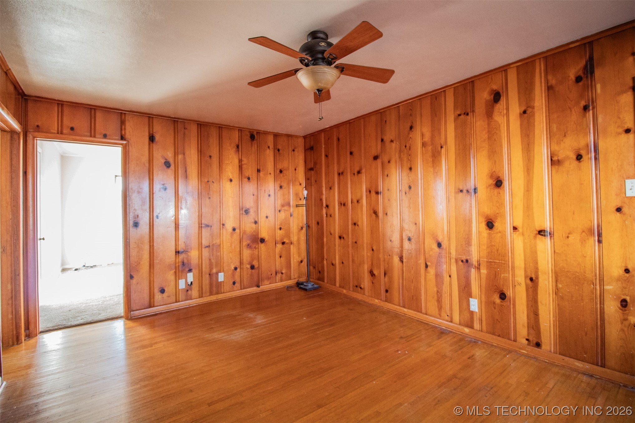 1702 Maple Property Photo 23