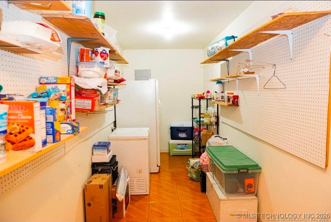 1799 W Main Street Property Photo 27