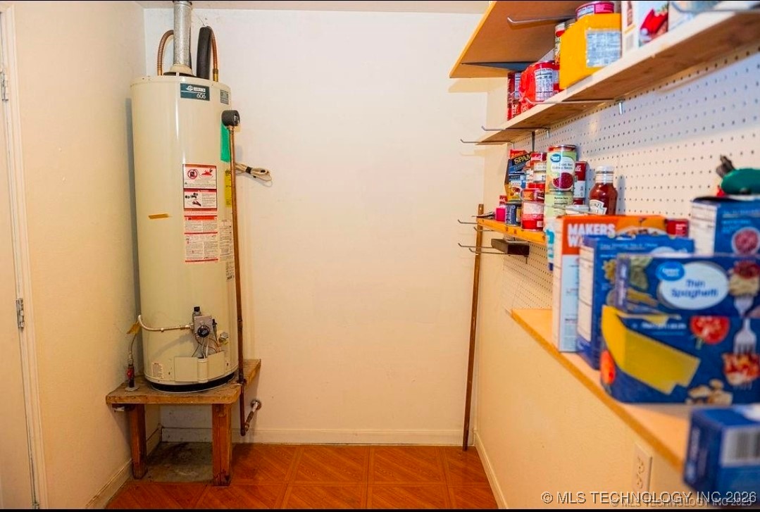 1799 W Main Street Property Photo 28