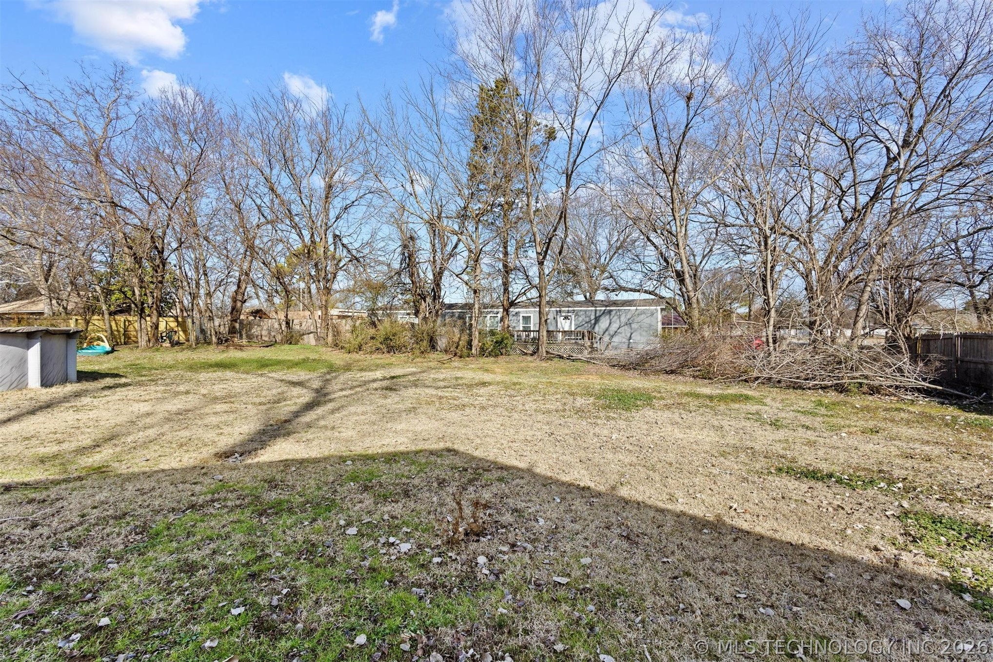 210 Maple Property Photo 36