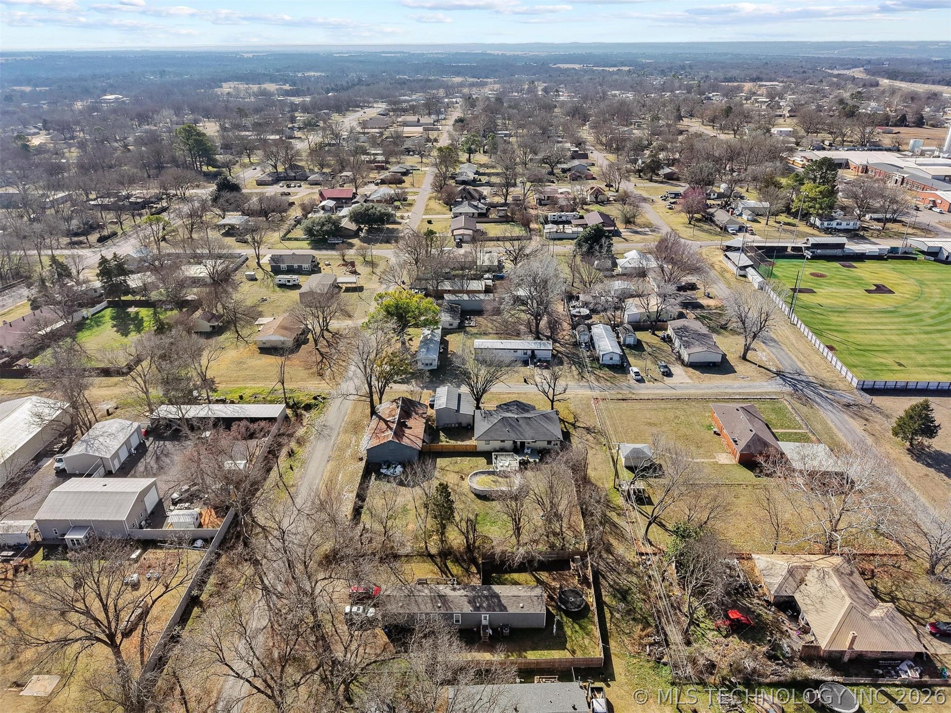 210 Maple Property Photo 40