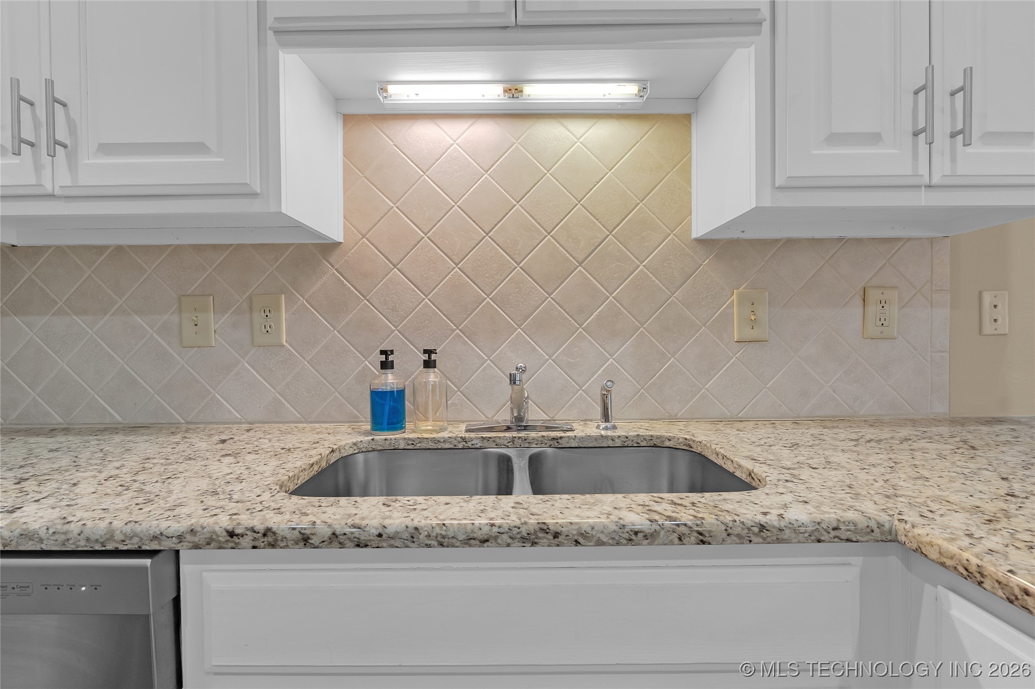 10128 S 94th East Avenue Property Photo 24