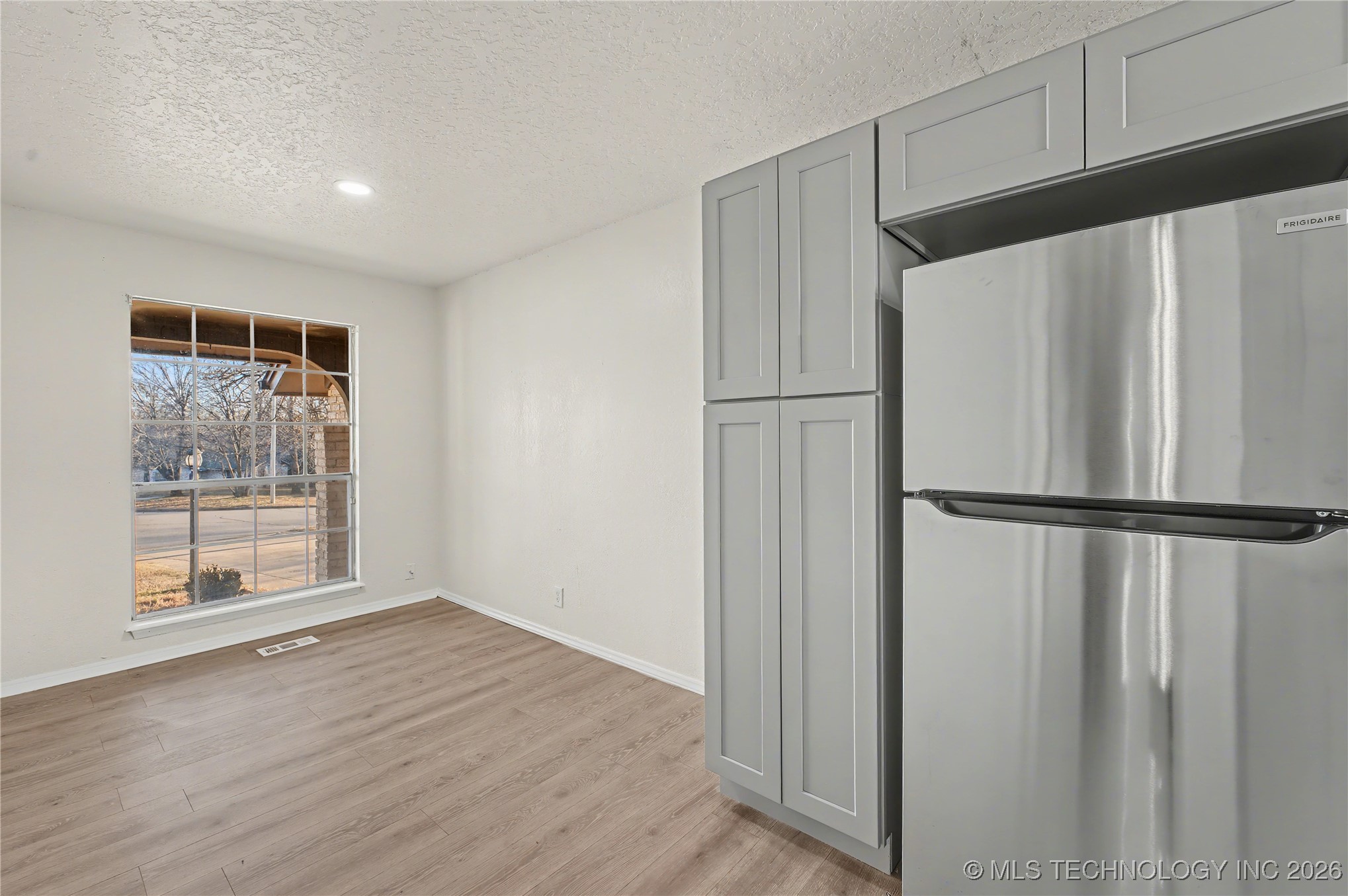 2017 W Xyler Street Property Photo 7