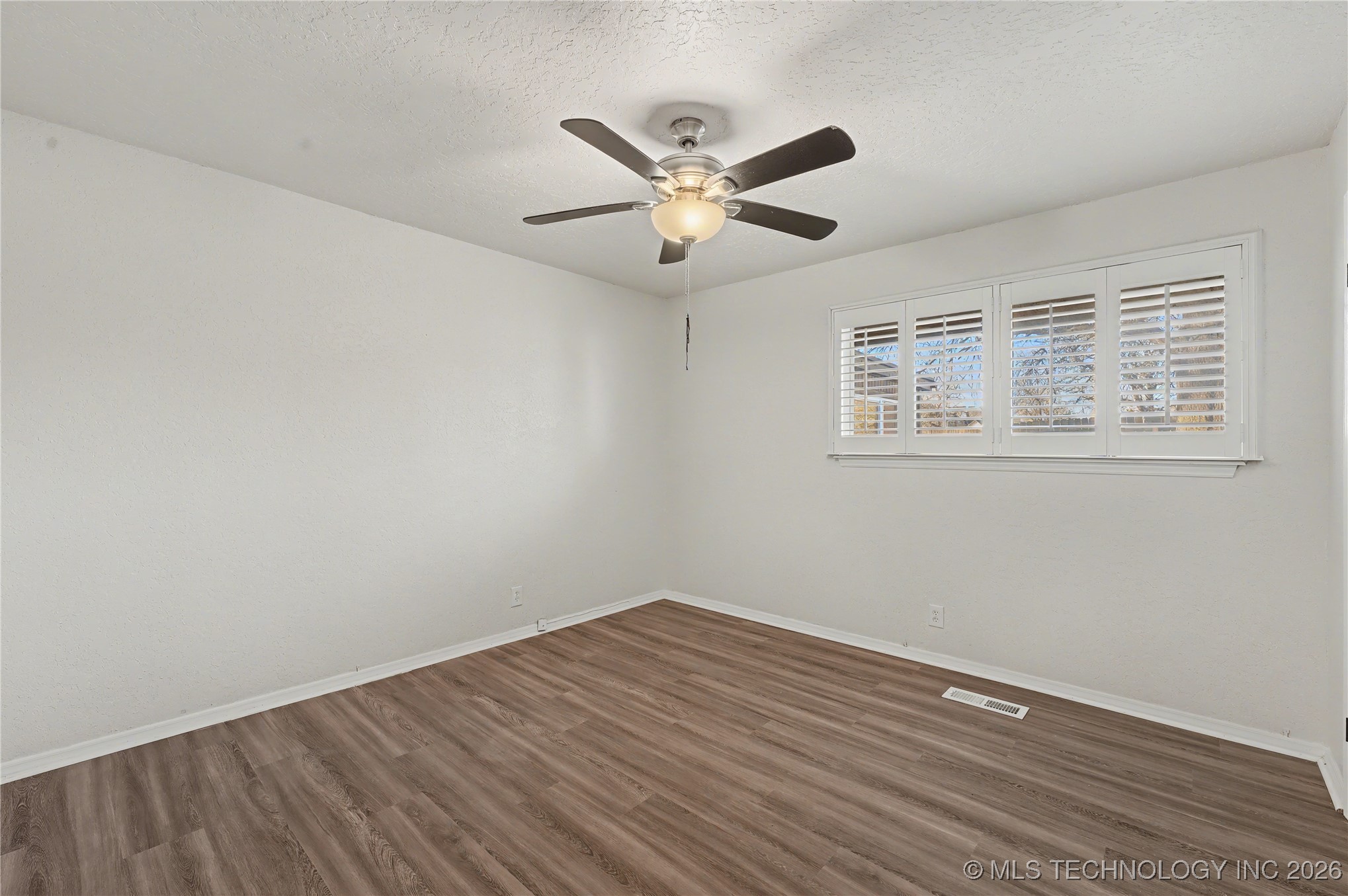 2017 W Xyler Street Property Photo 17