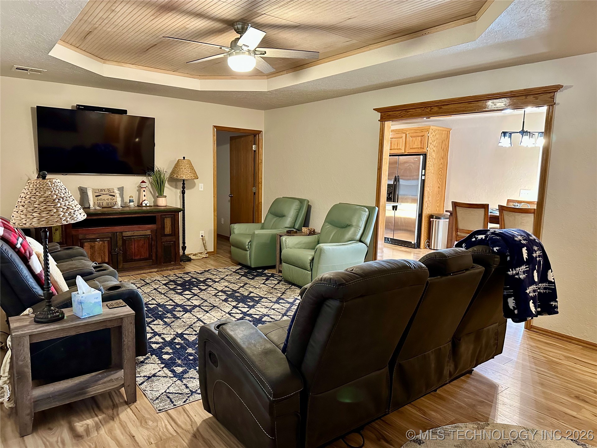 2332 Sioux Property Photo 3