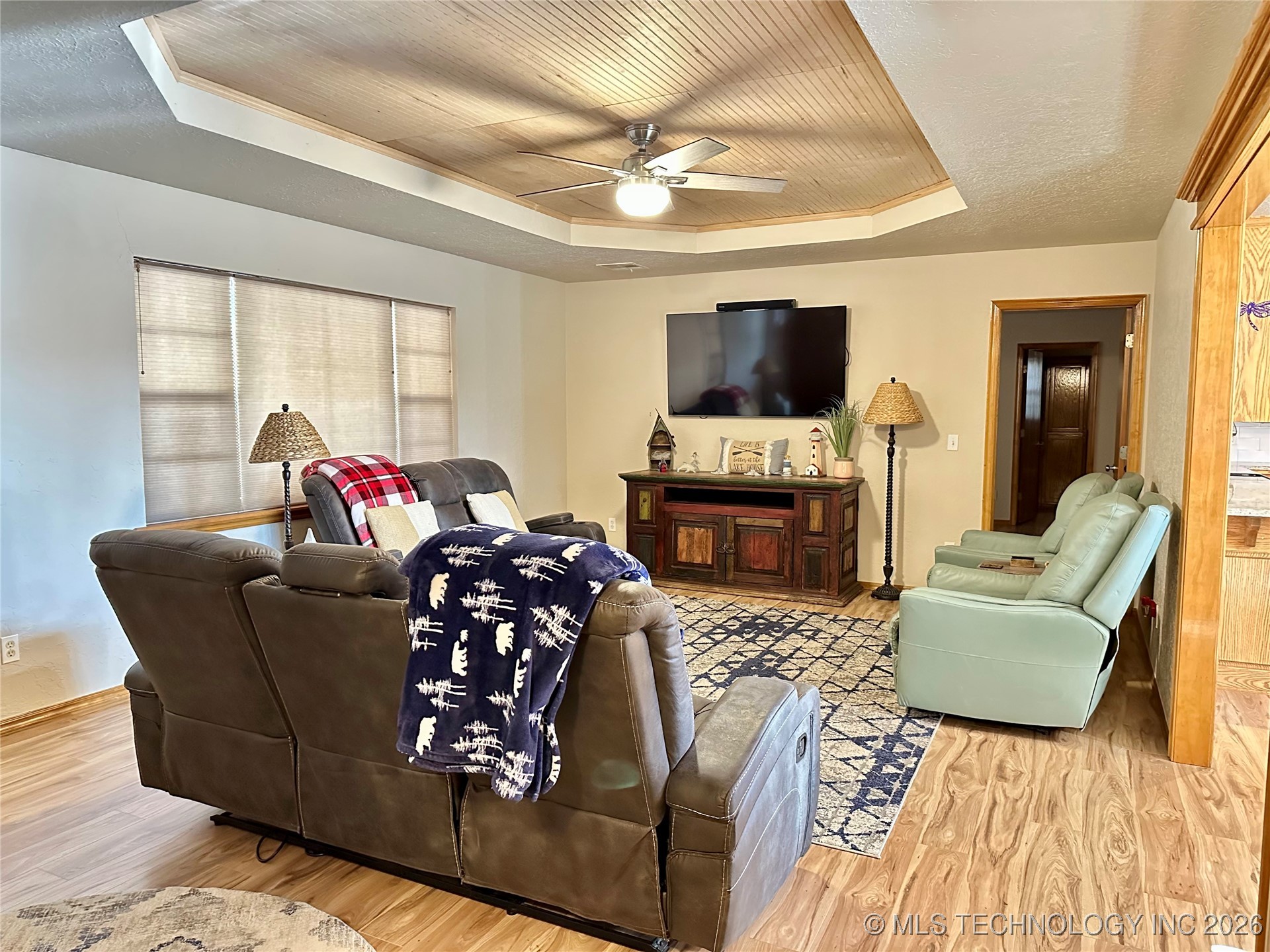 2332 Sioux Property Photo 4