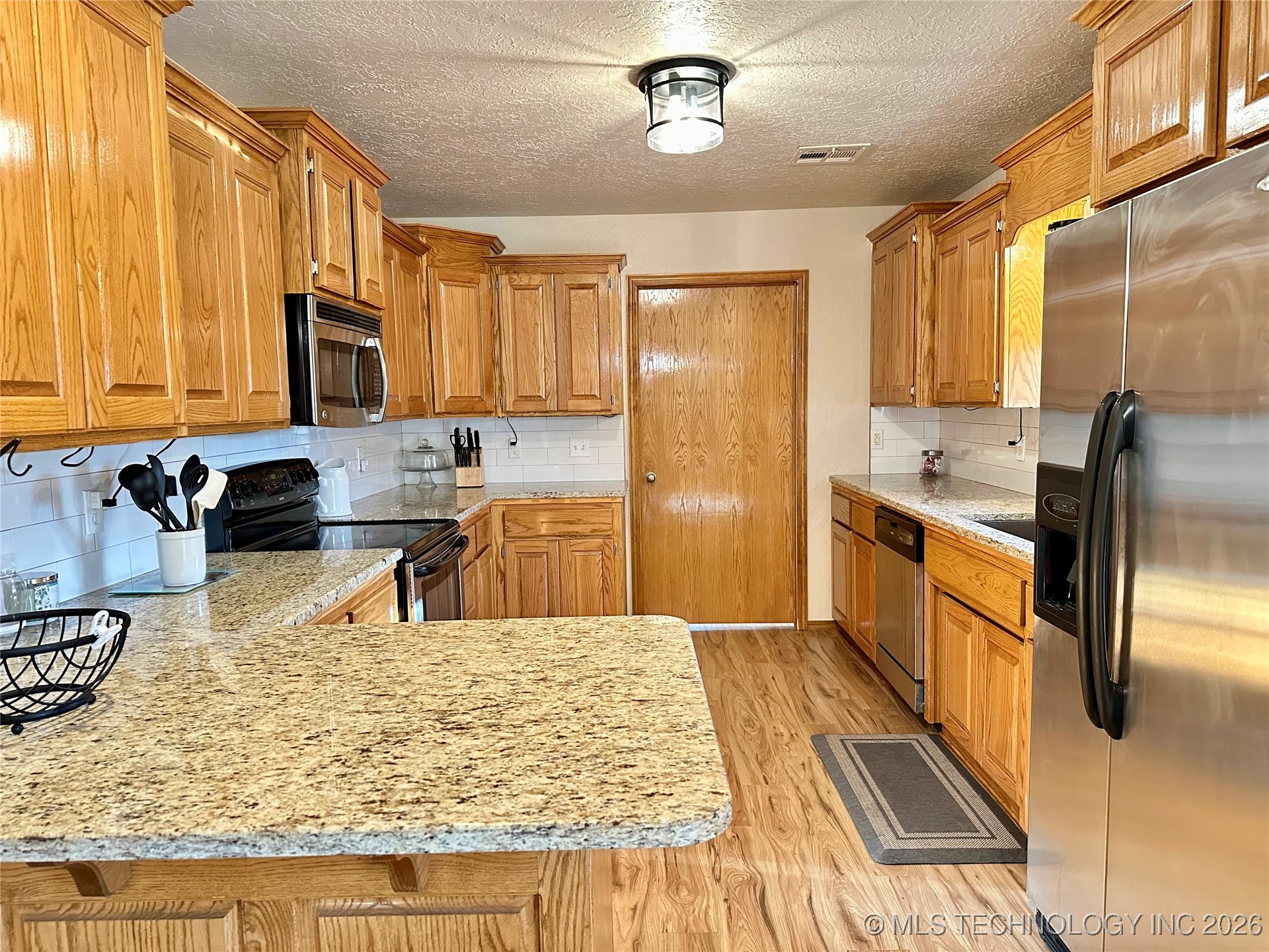 2332 Sioux Property Photo 7