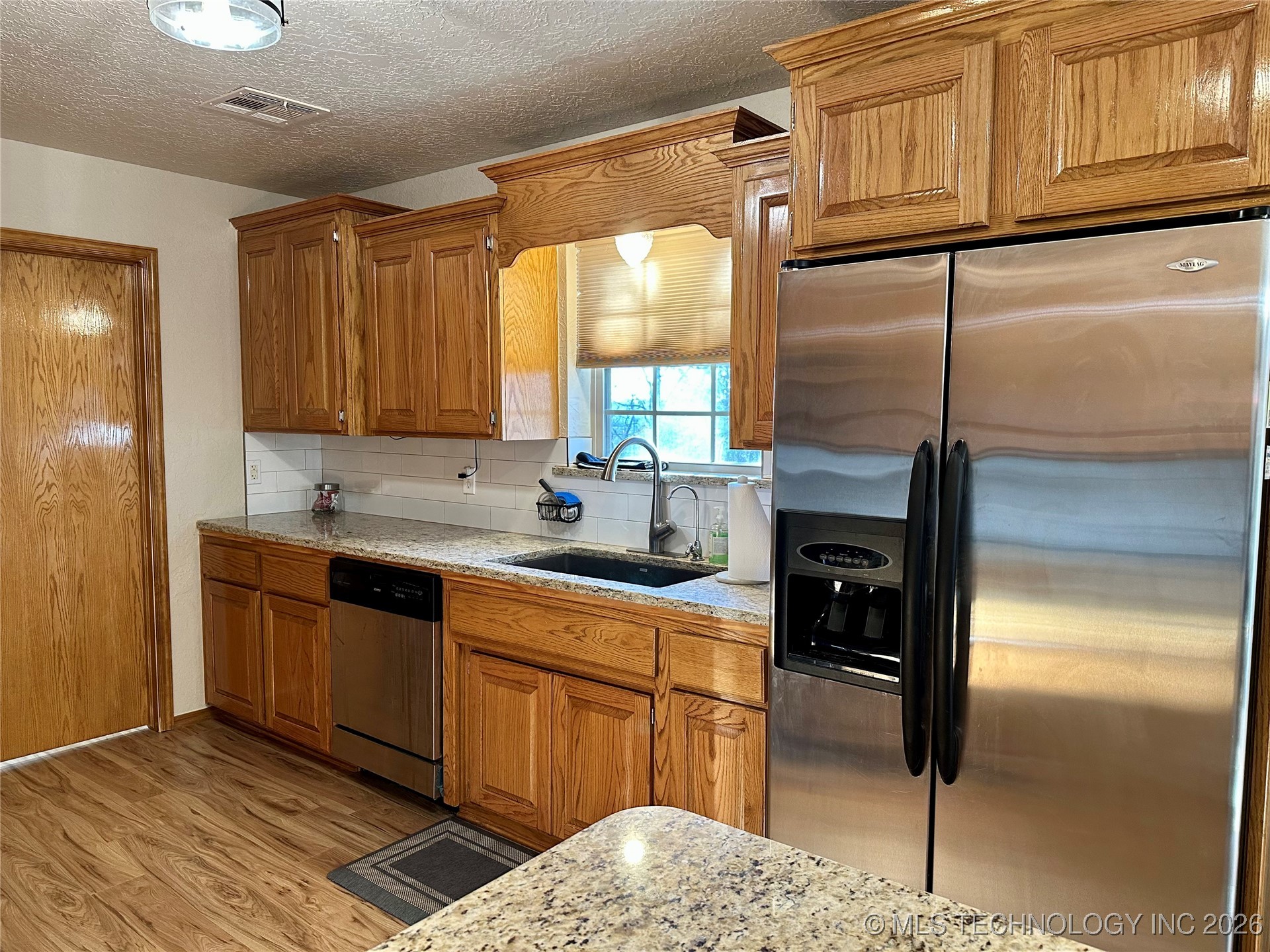 2332 Sioux Property Photo 8