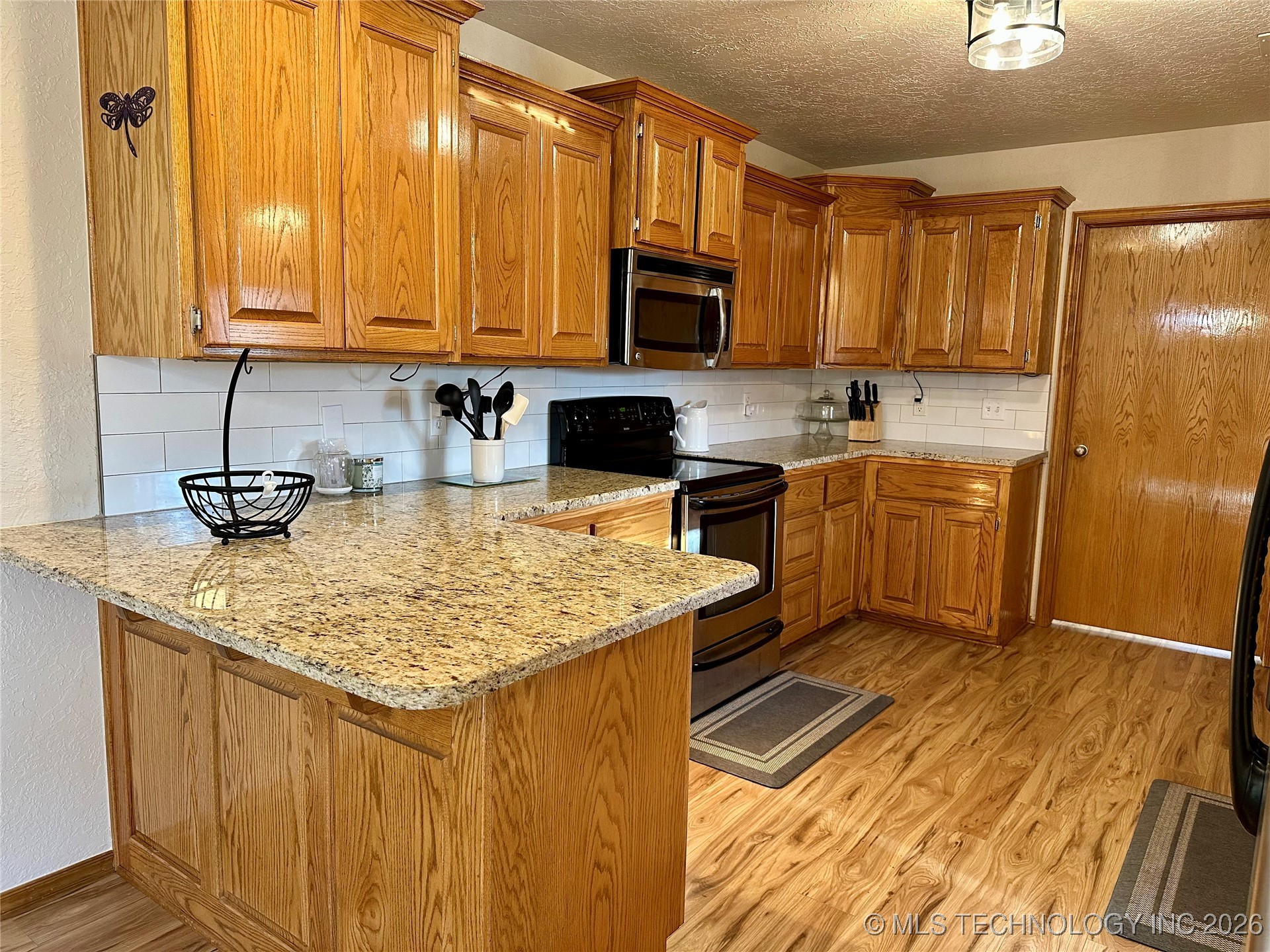 2332 Sioux Property Photo 9