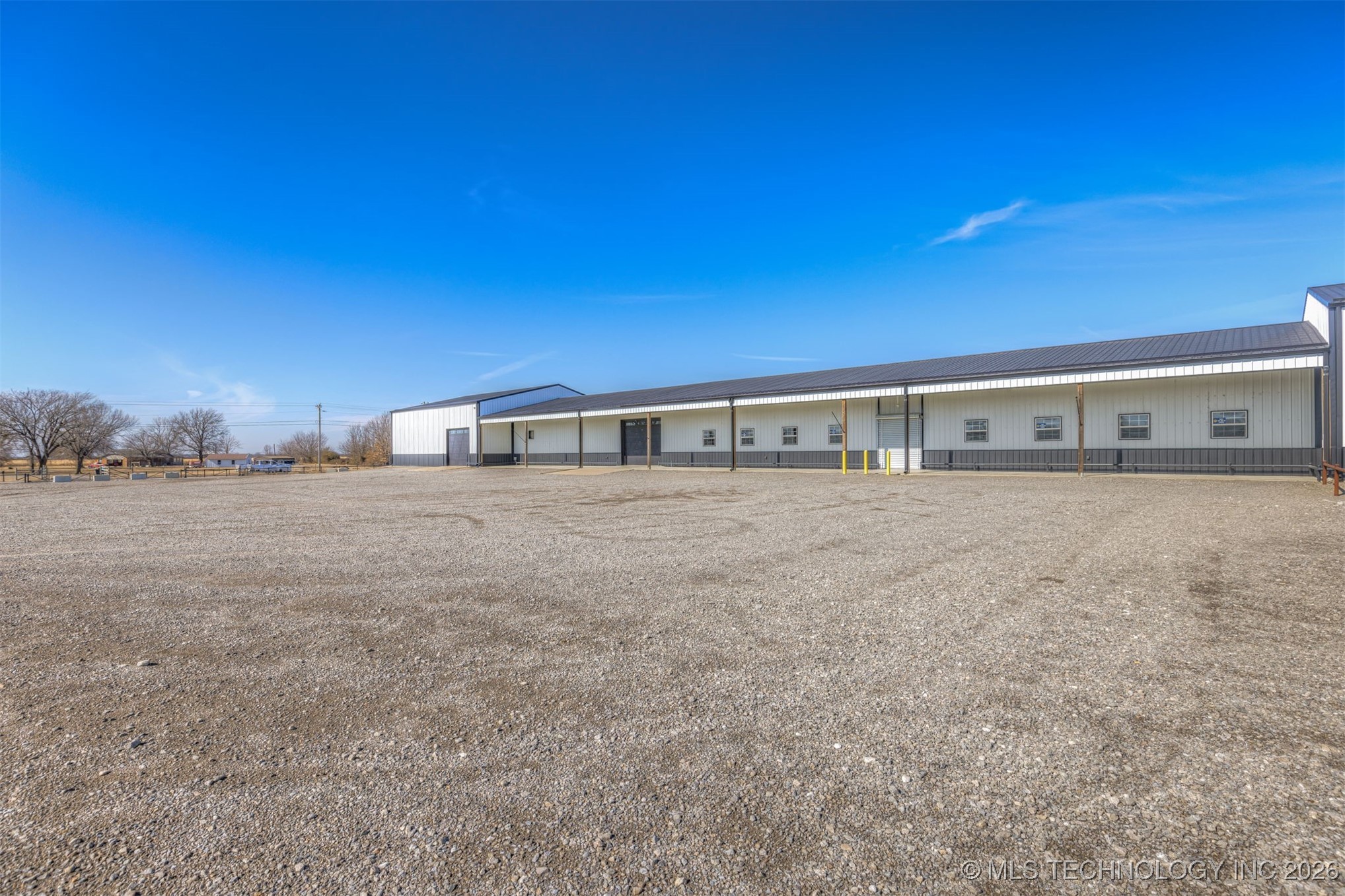 26091 State Hwy 51 Property Photo 3