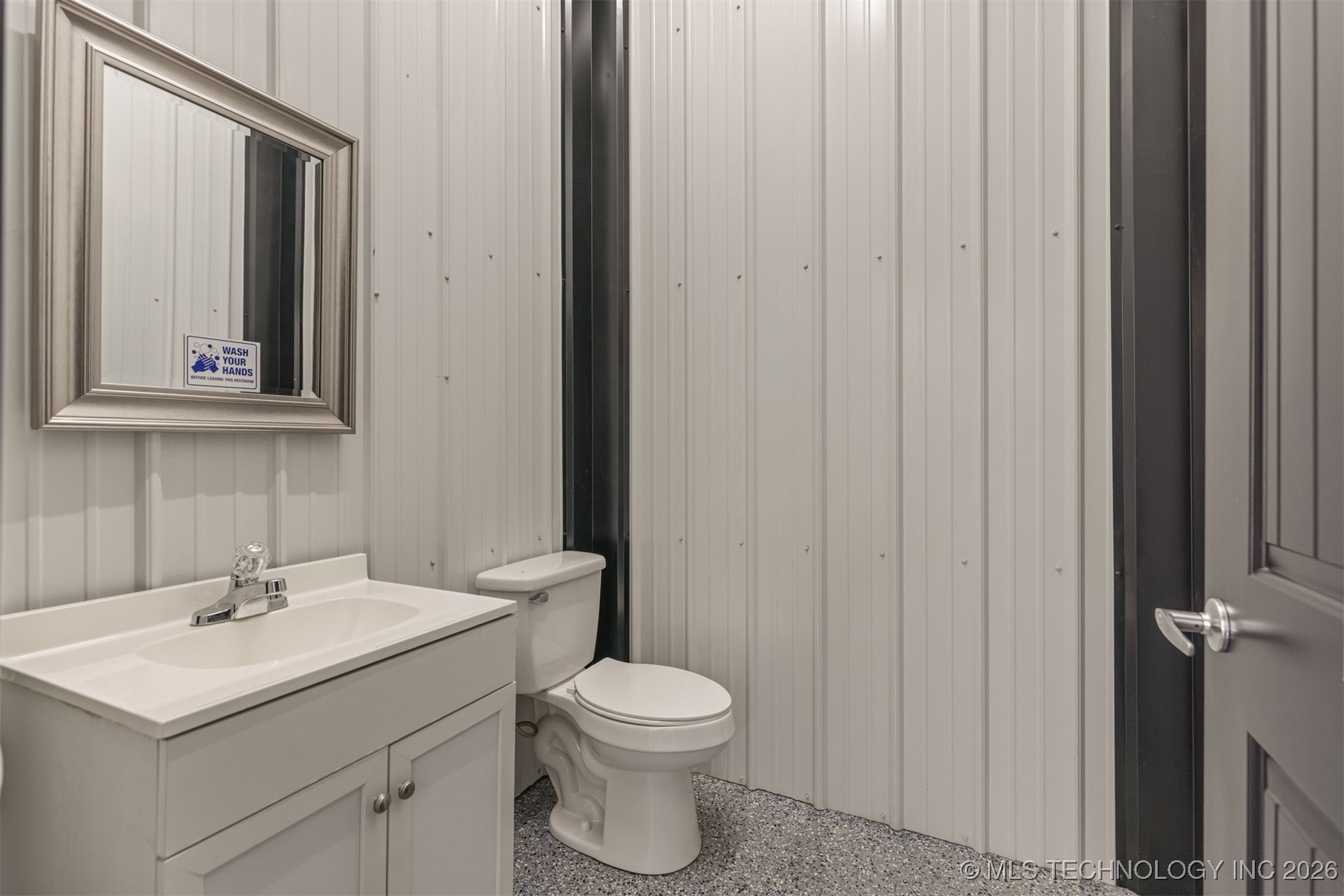 26091 State Hwy 51 Property Photo 18