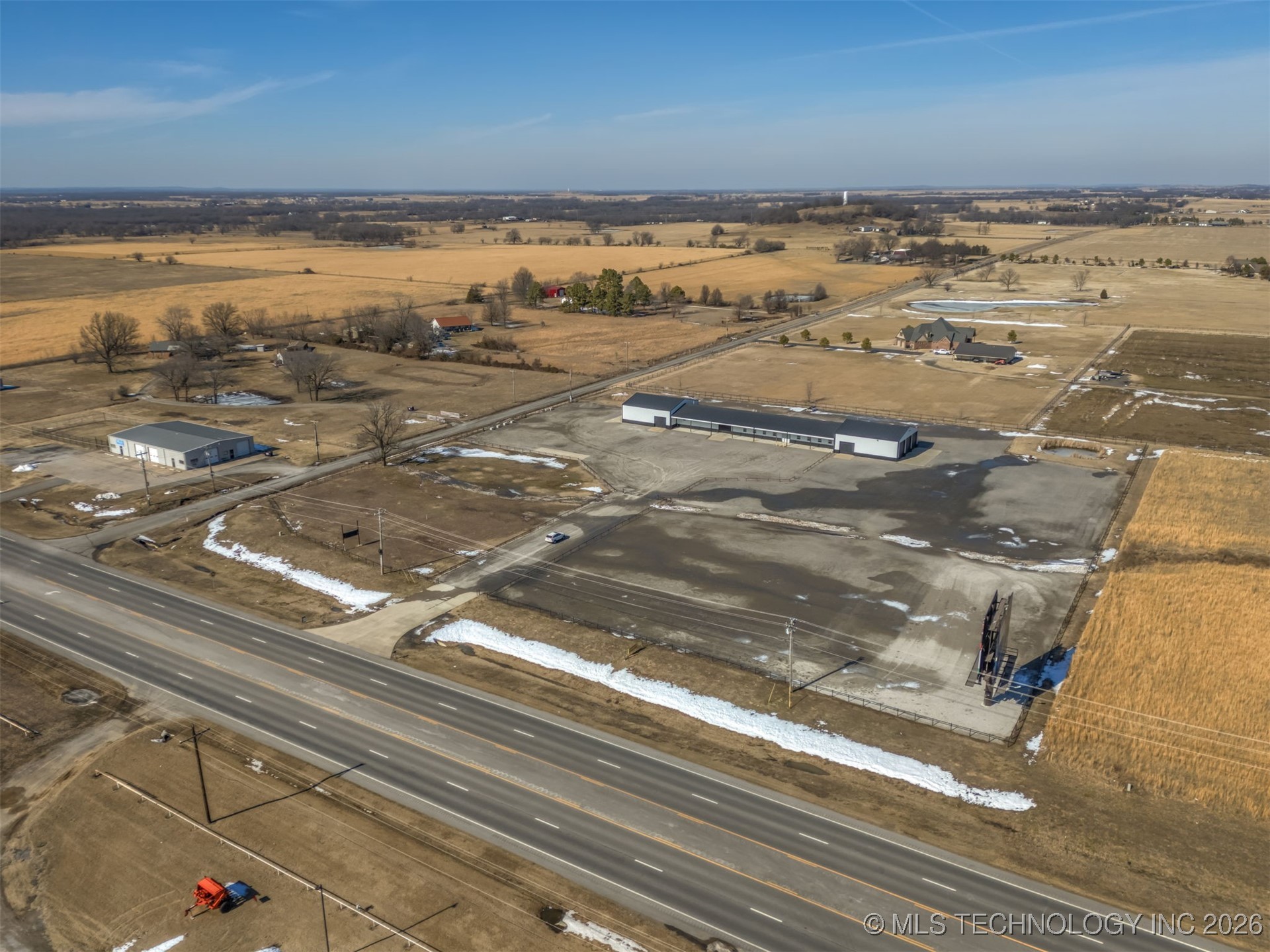 26091 State Hwy 51 Property Photo 46