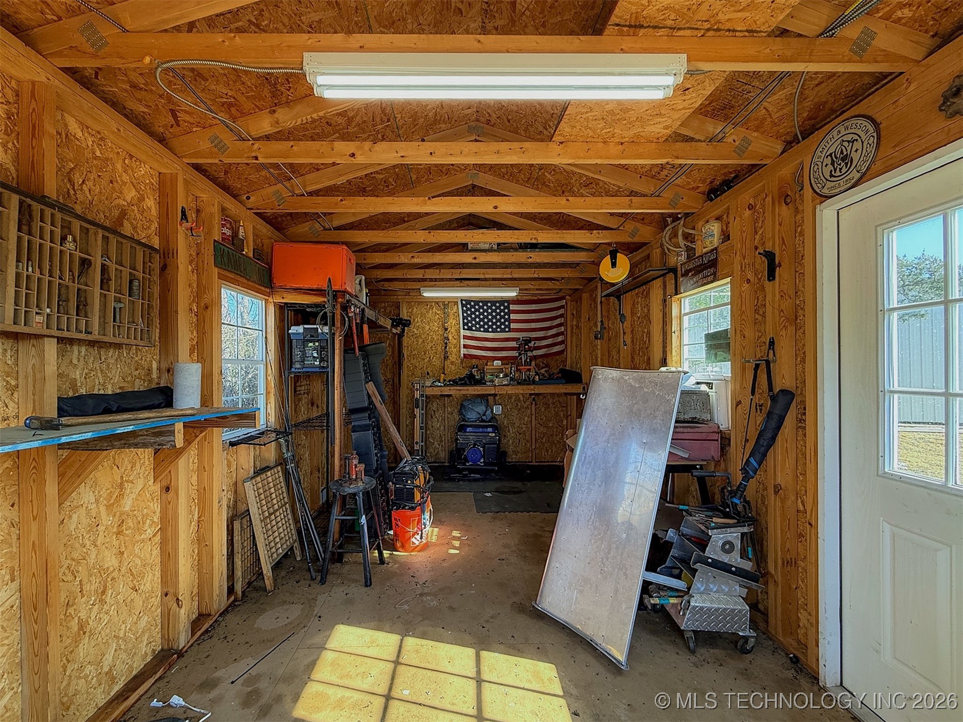 9305 N Jackson Lane Property Photo 31