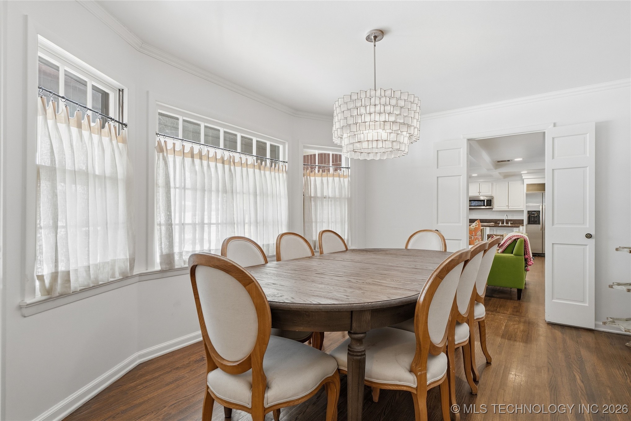 2853 E 39th Street Property Photo 16