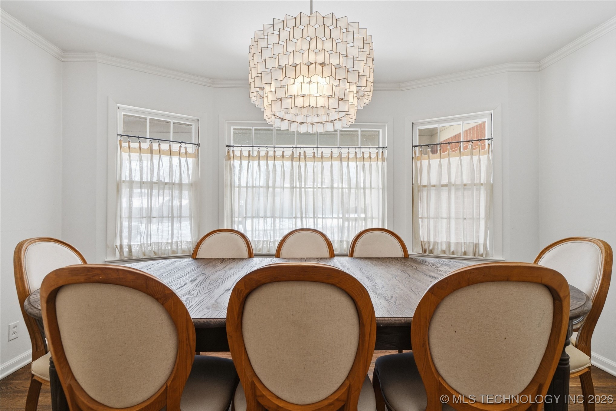 2853 E 39th Street Property Photo 17