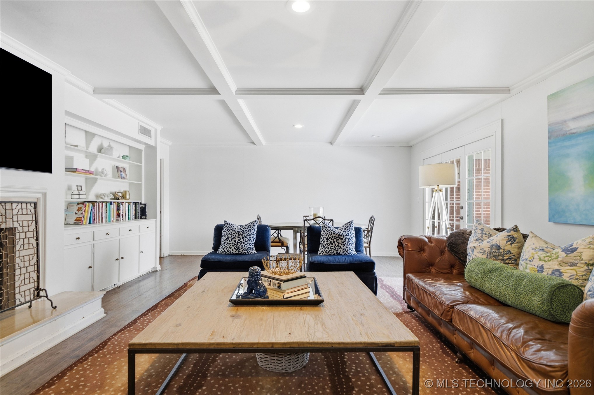 2853 E 39th Street Property Photo 26