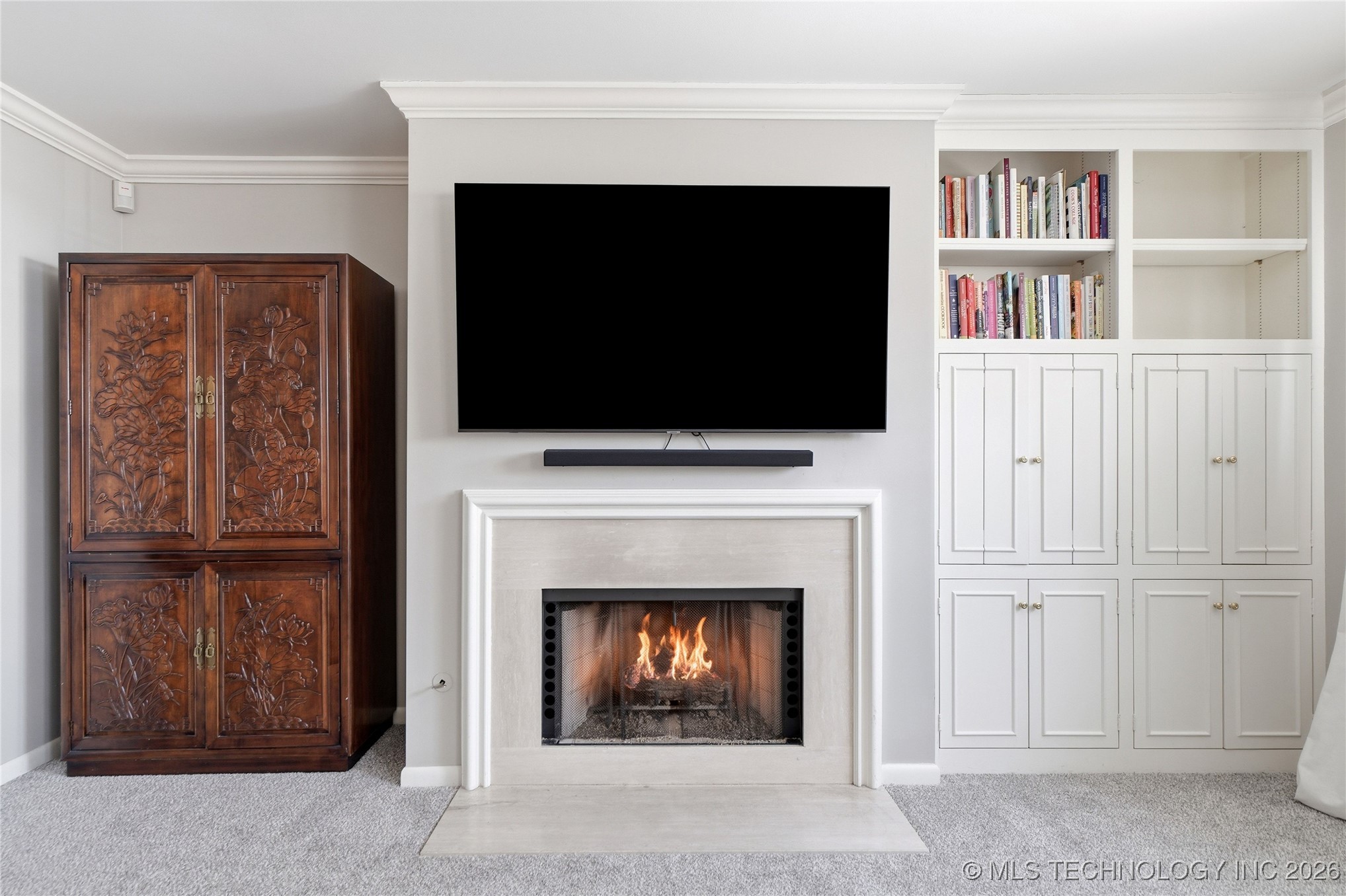 2853 E 39th Street Property Photo 33