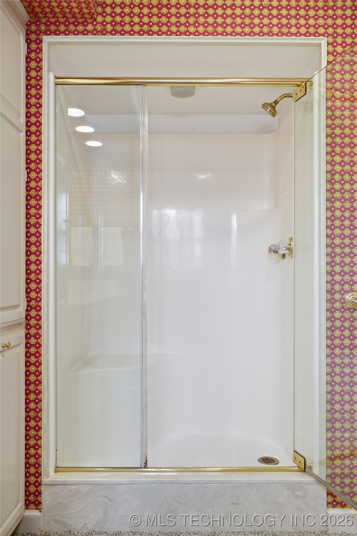 2853 E 39th Street Property Photo 41