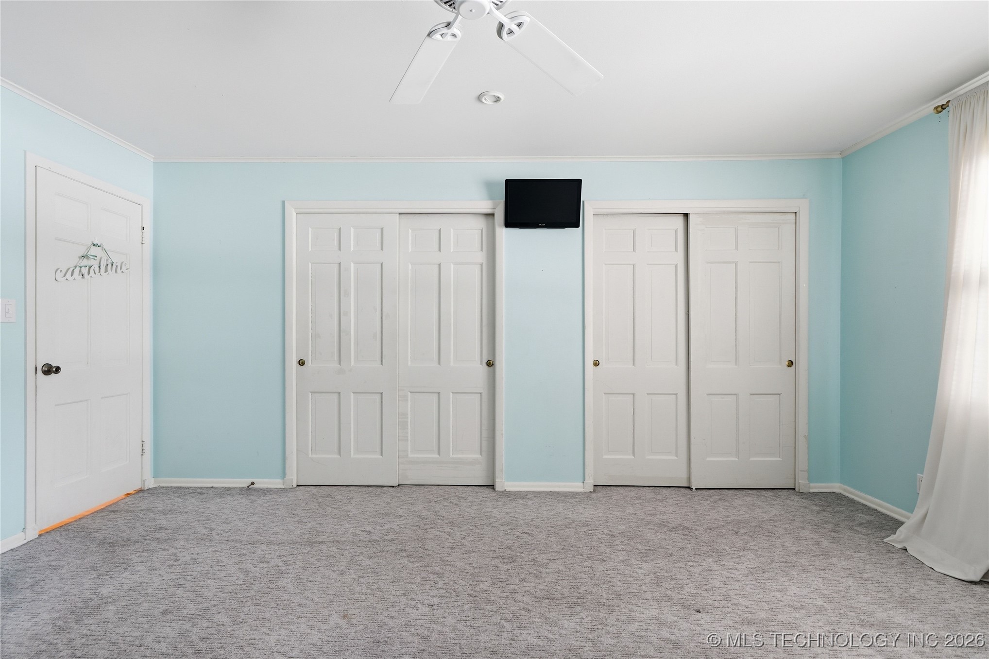 2853 E 39th Street Property Photo 43