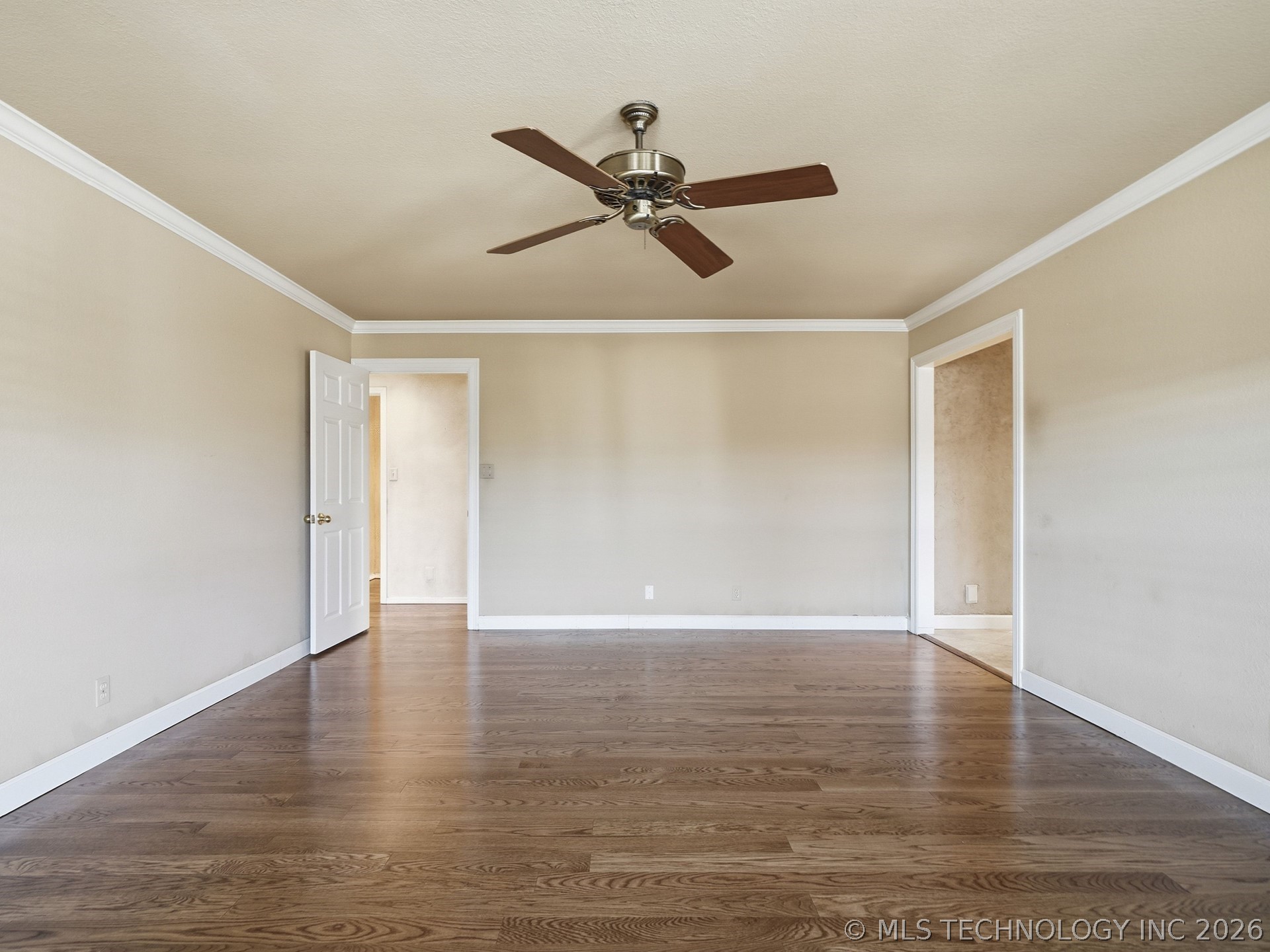 7824 S Urbana Avenue Property Photo 21