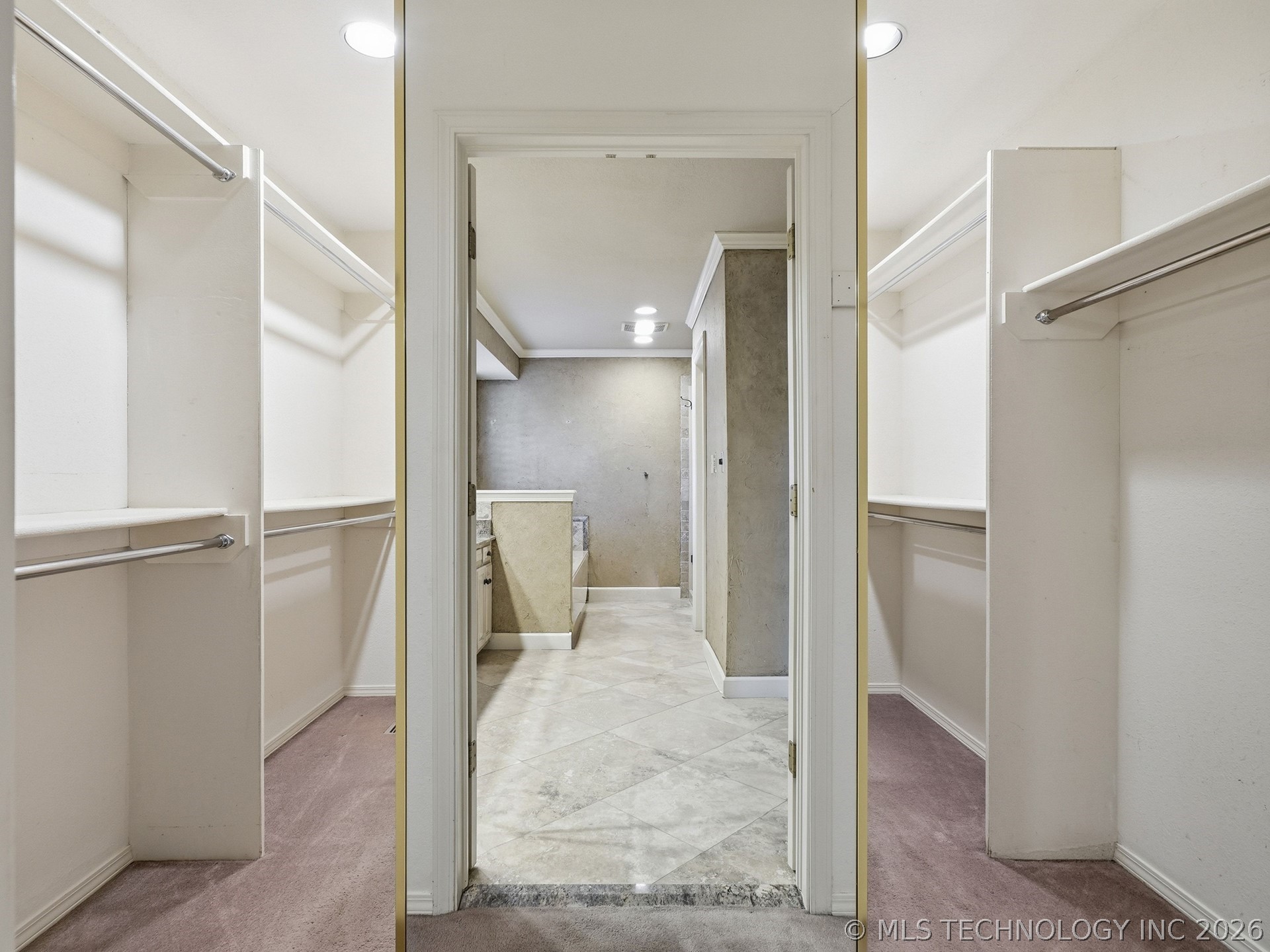 7824 S Urbana Avenue Property Photo 25