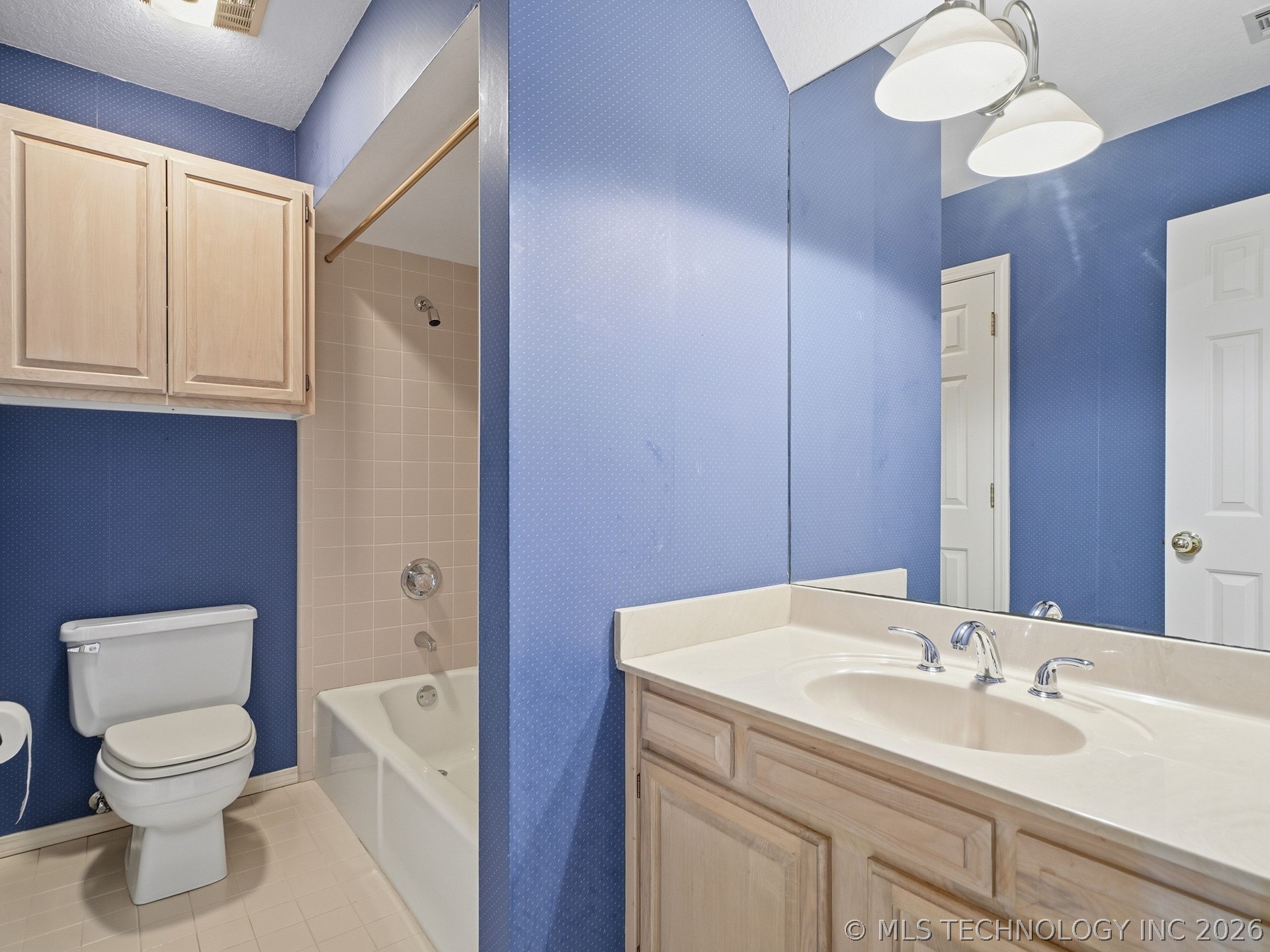 7824 S Urbana Avenue Property Photo 31