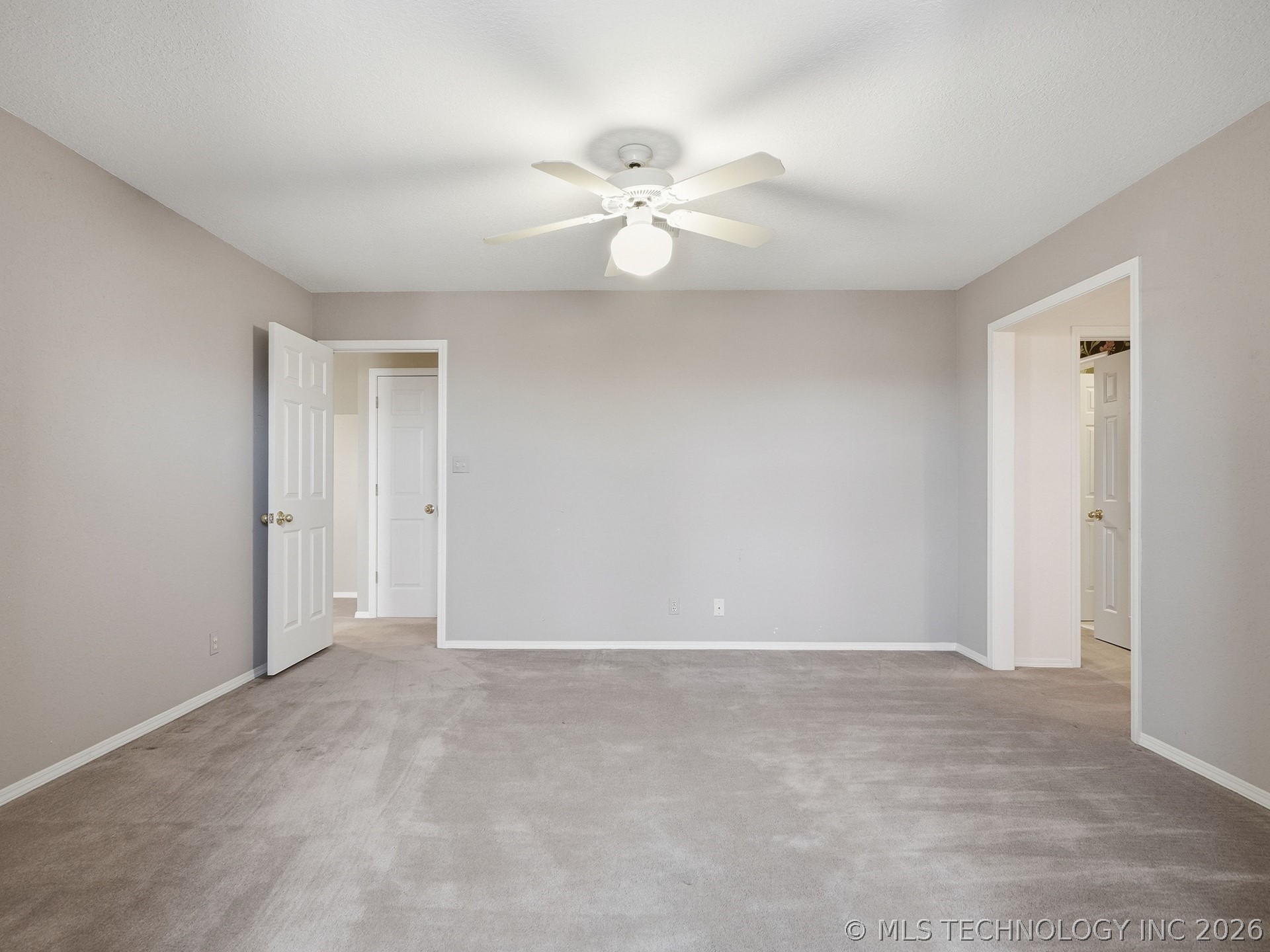 7824 S Urbana Avenue Property Photo 33