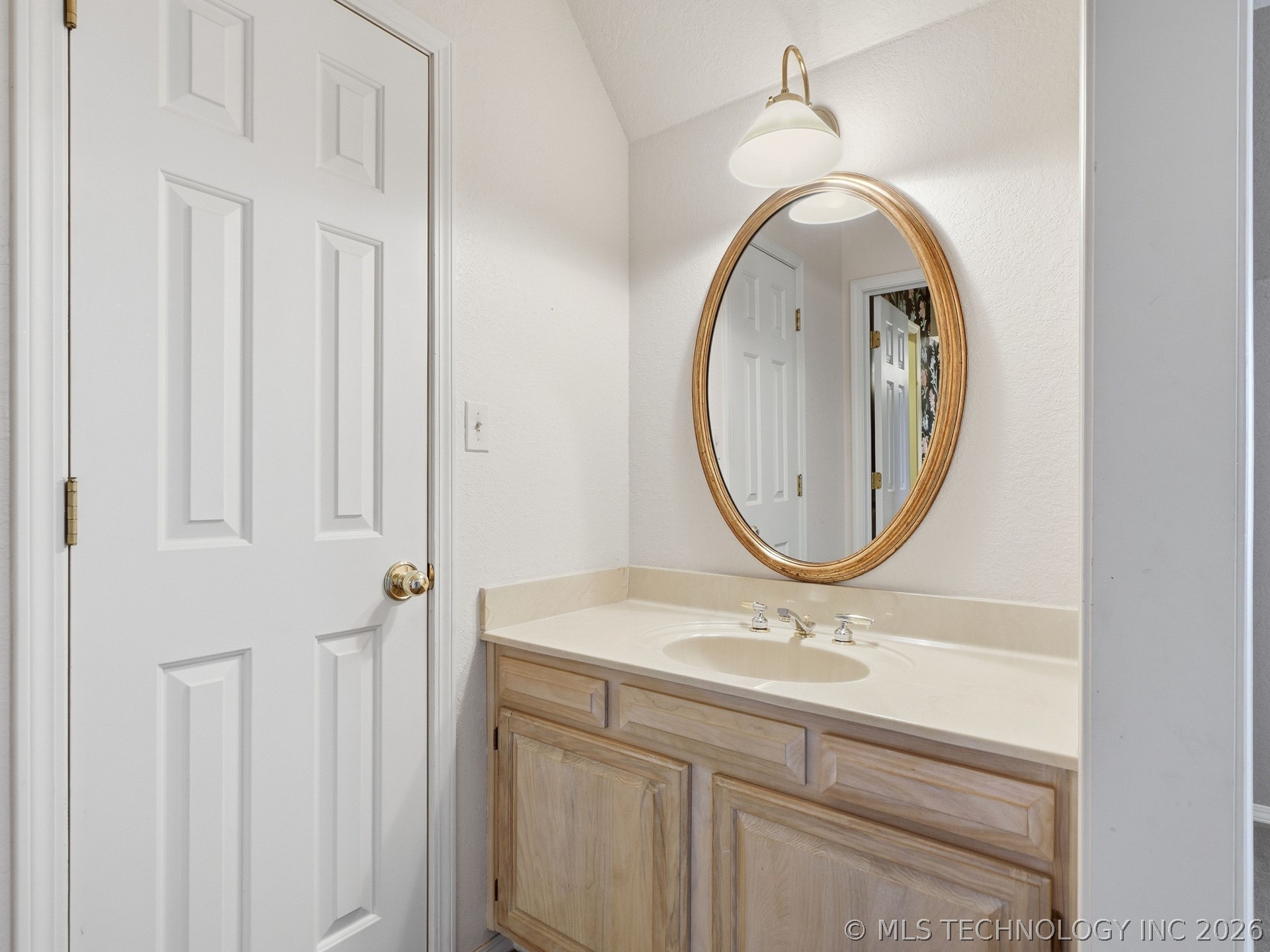 7824 S Urbana Avenue Property Photo 34