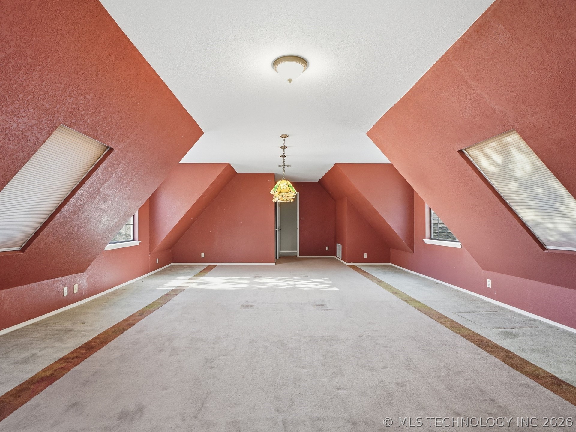 7824 S Urbana Avenue Property Photo 37