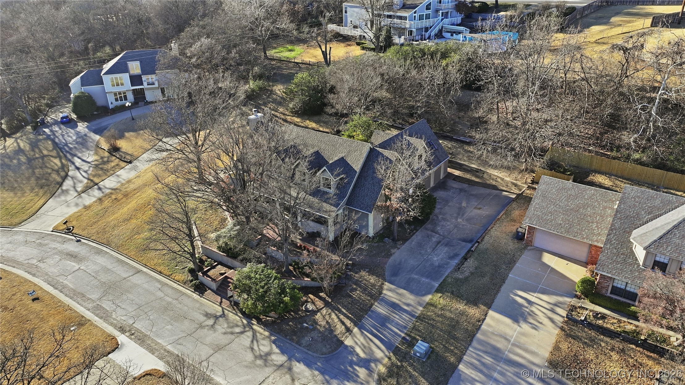 7824 S Urbana Avenue Property Photo 52