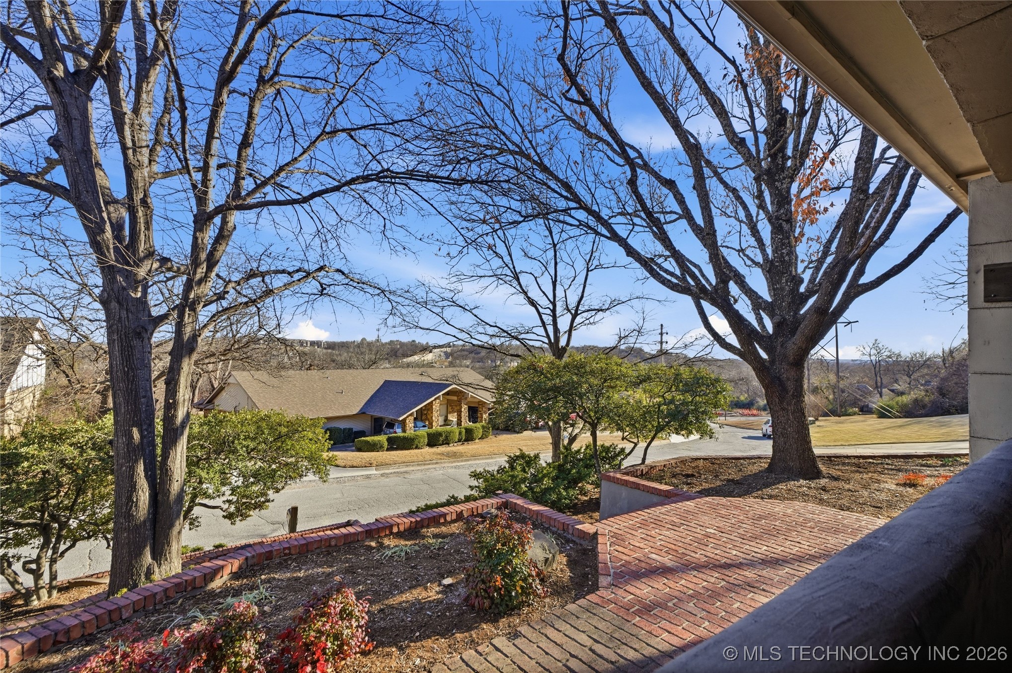 7824 S Urbana Avenue Property Photo 53